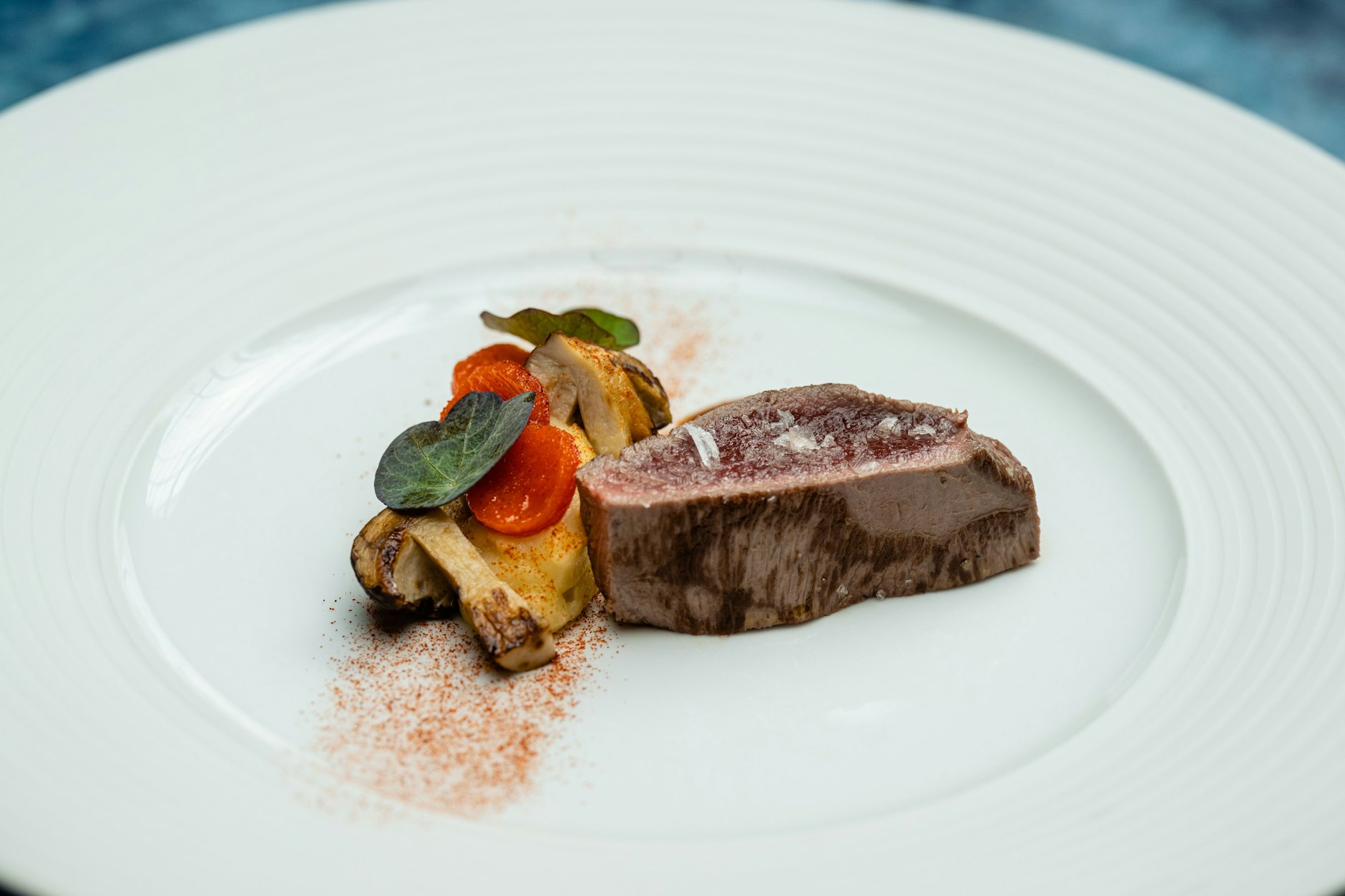 So haben Sie Reh noch nie gegessen: Brandenburger Böckchen trifft auf Balkanaromen.