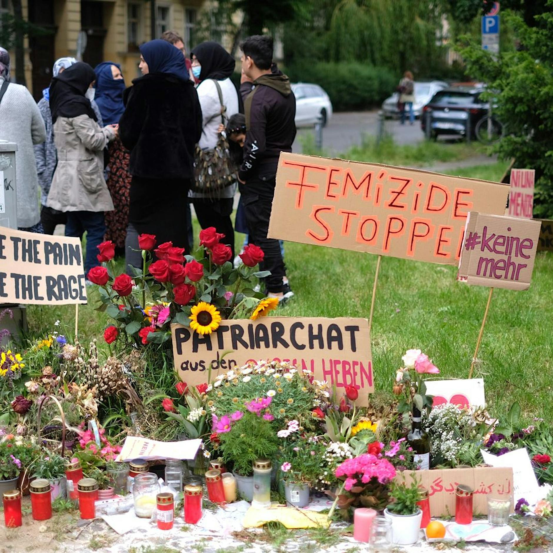 Prozess um Mord an Zohra G.: Ex-Mann soll ihr vor Passanten die Kehle durchtrennt haben