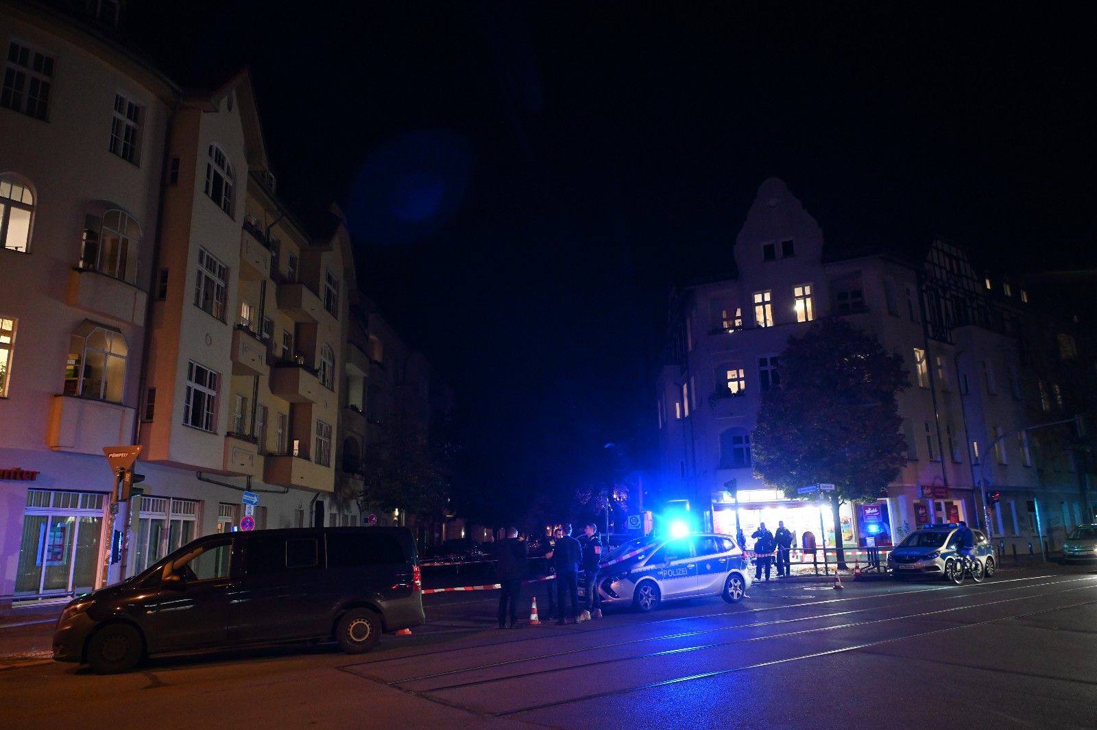 Berlin-Niederschöneweide: Stalker sticht seine Ex auf offener Straße nieder!