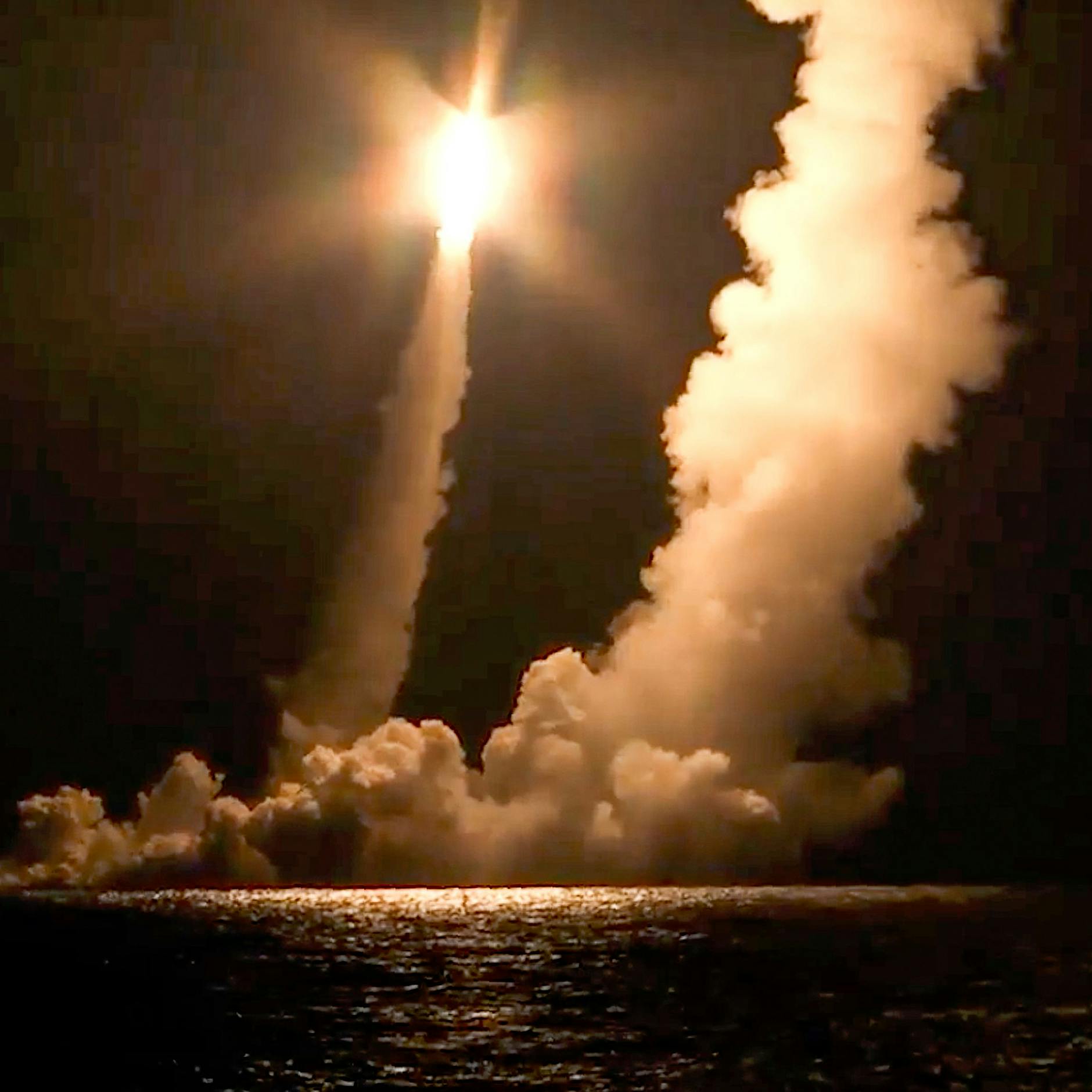 Russische Funksprüche abgefangen: DIESE Ziele in Deutschland nimmt Moskau bei Angriffen mit Atomwaffen ins Visier!