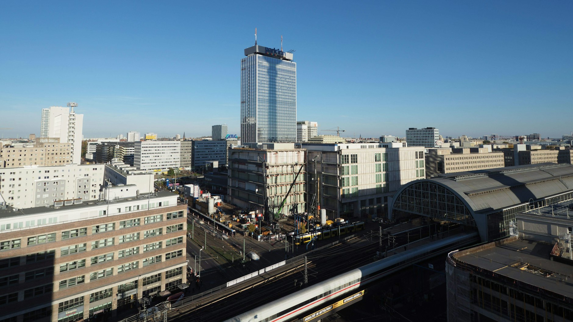 Die Signa-Baustelle(n) am Alexanderplatz.