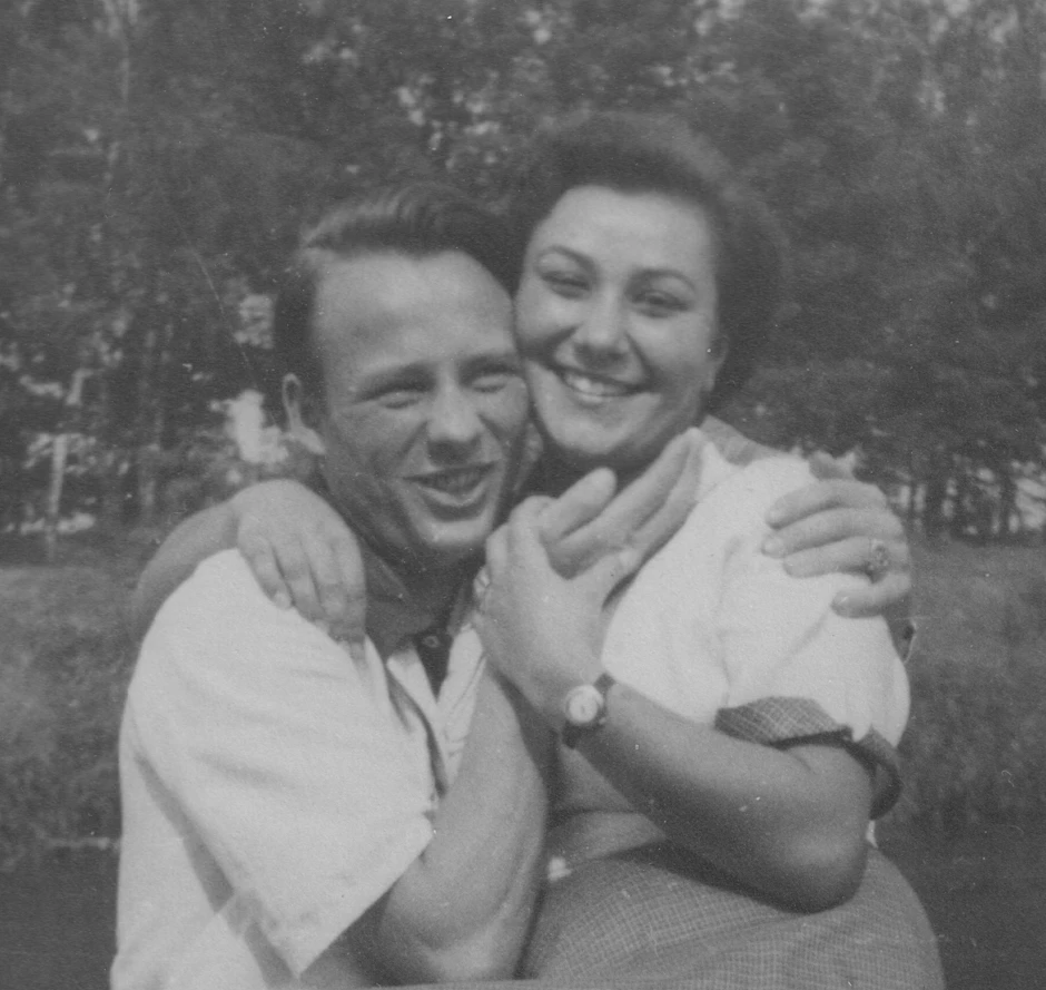 Brigitte Reimann mit ihrem Schulfreund Peter Saalfeld 1951, zur Entstehungszeit des Romans.&nbsp;