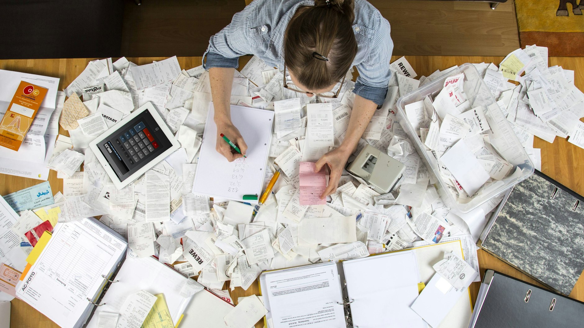 Um mit Kakaibo beim Sparen durchzustarten, braucht man einen Überblick über Einnahmen und Ausgaben.