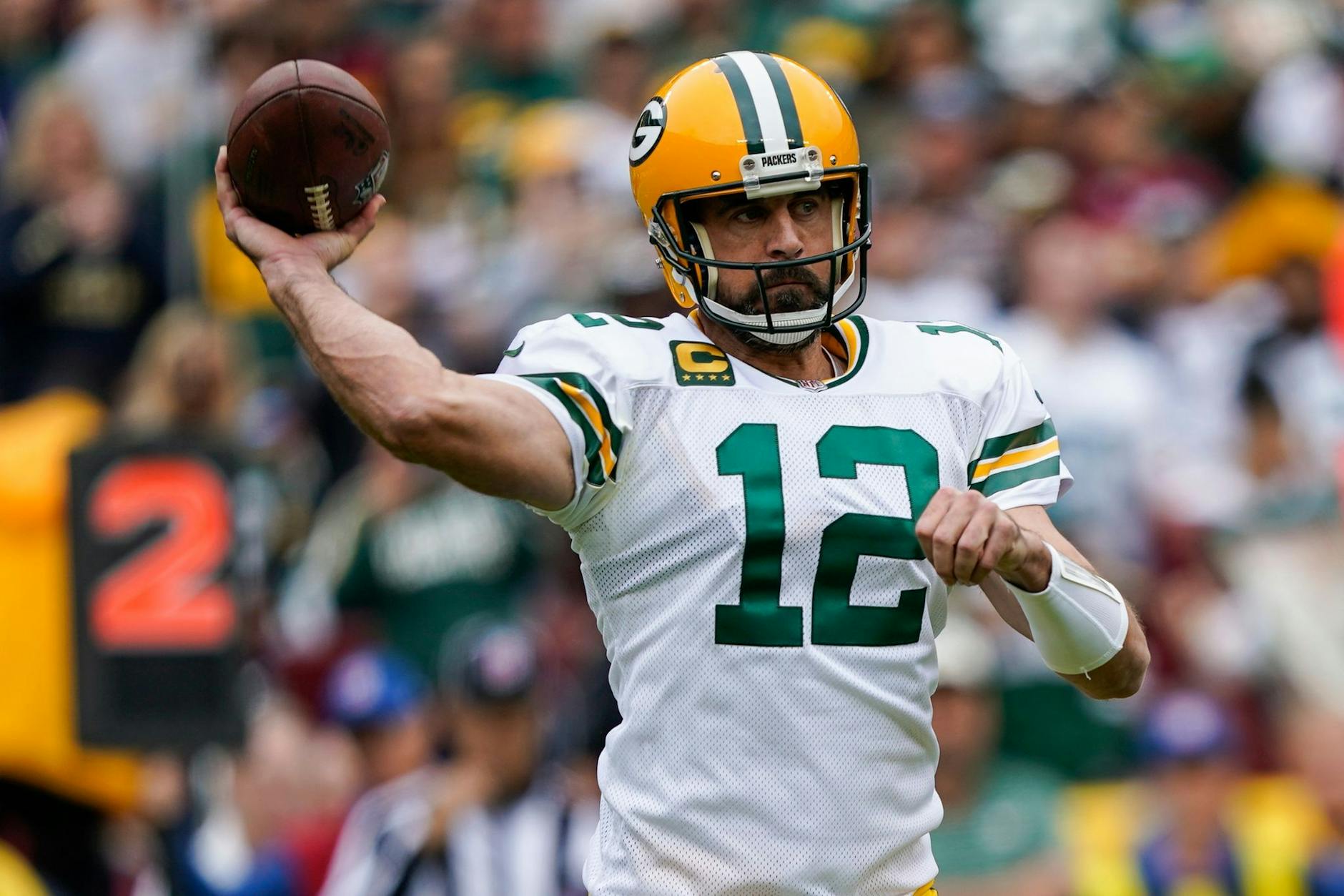 Quarterback Aaron Rodgers von den Green Bay Packers in Aktion.