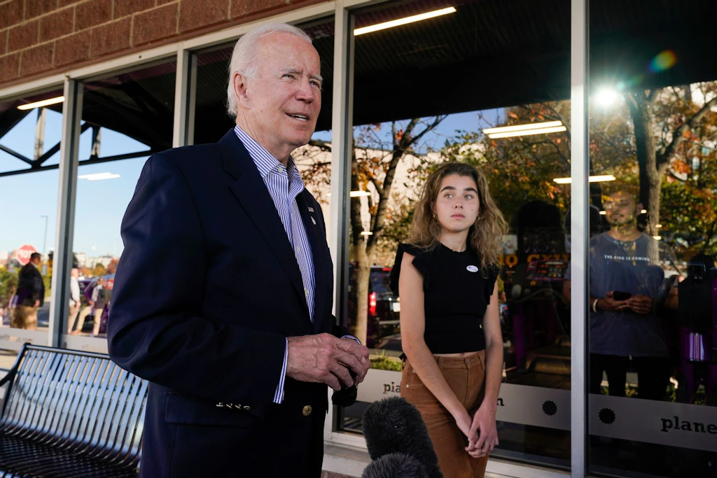 Biden stimmt vorab bei US-Parlamentswahl ab