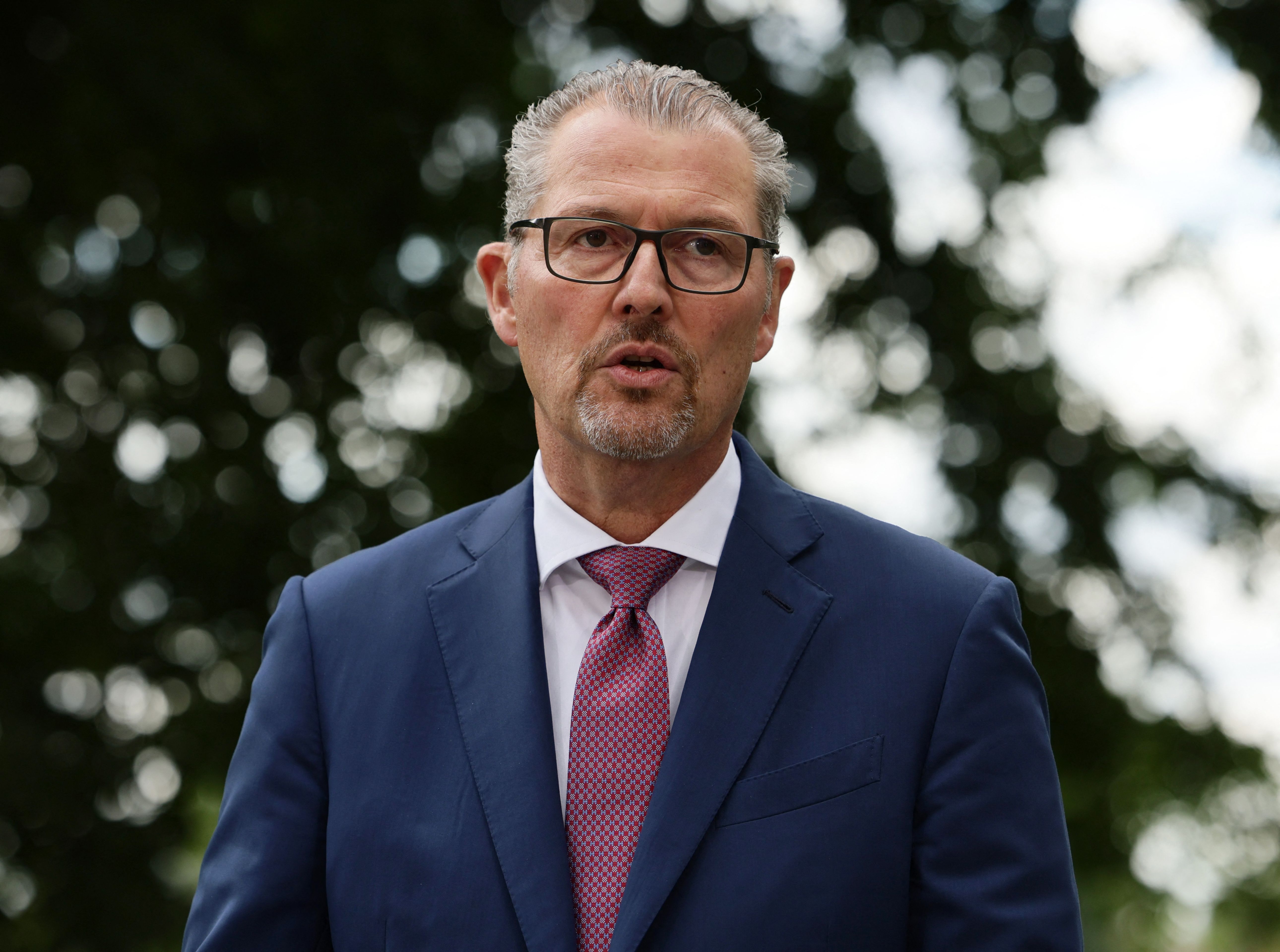 Der Rente droht der Kollaps – Arbeitgeberpräsident gibt heutigem System nur noch fünf Jahre, falls nicht DAS passiert!