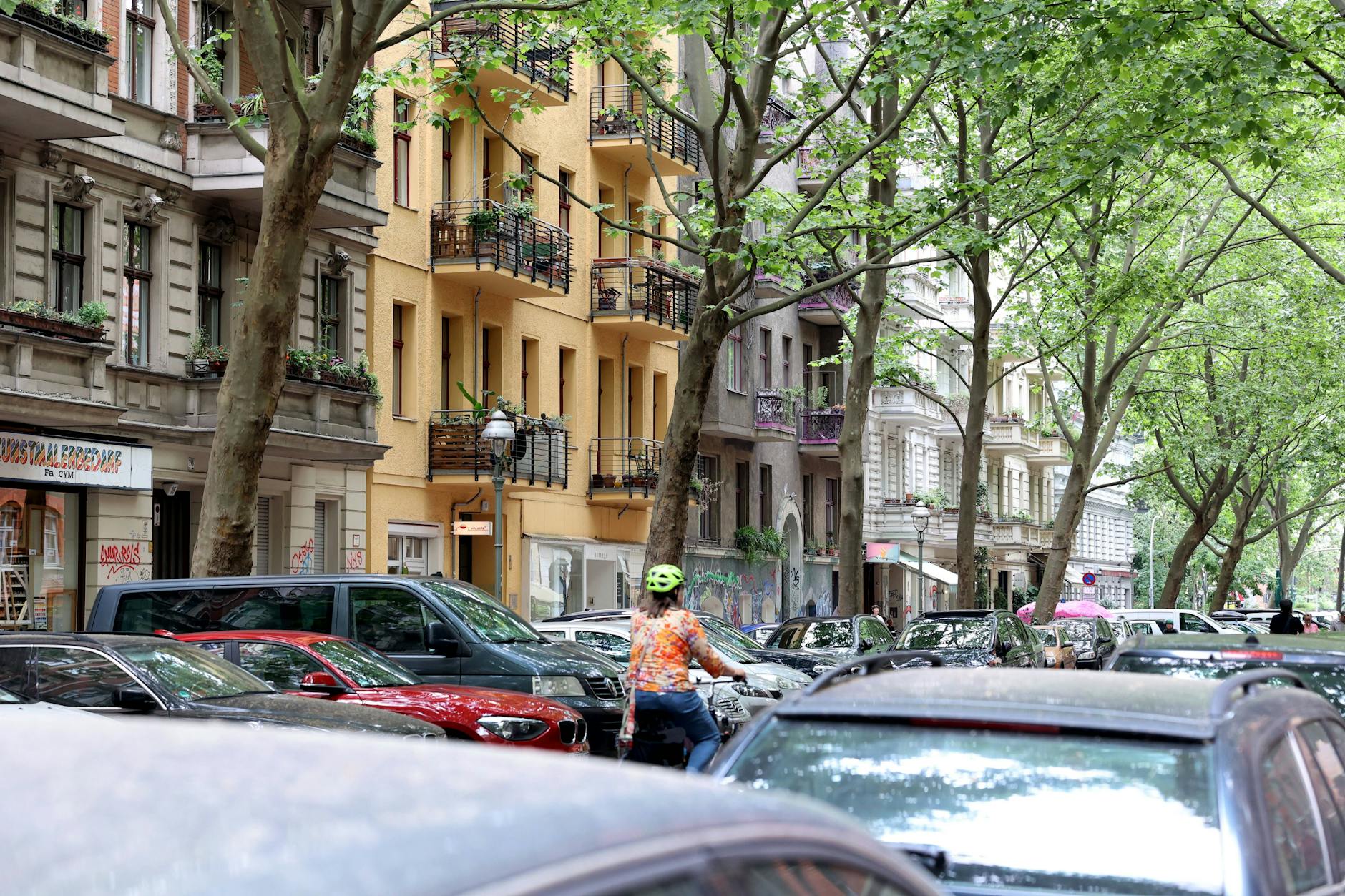 Noch mehr zugelassene Pkw in Berlin beanspruchen auch noch mehr Platz zum Parken.
