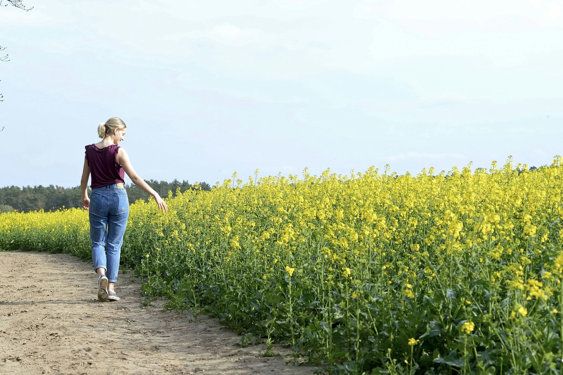 Starten Sie glücklich in den neuen Monat? Ein Blick in Ihr Horoskop verrät es.