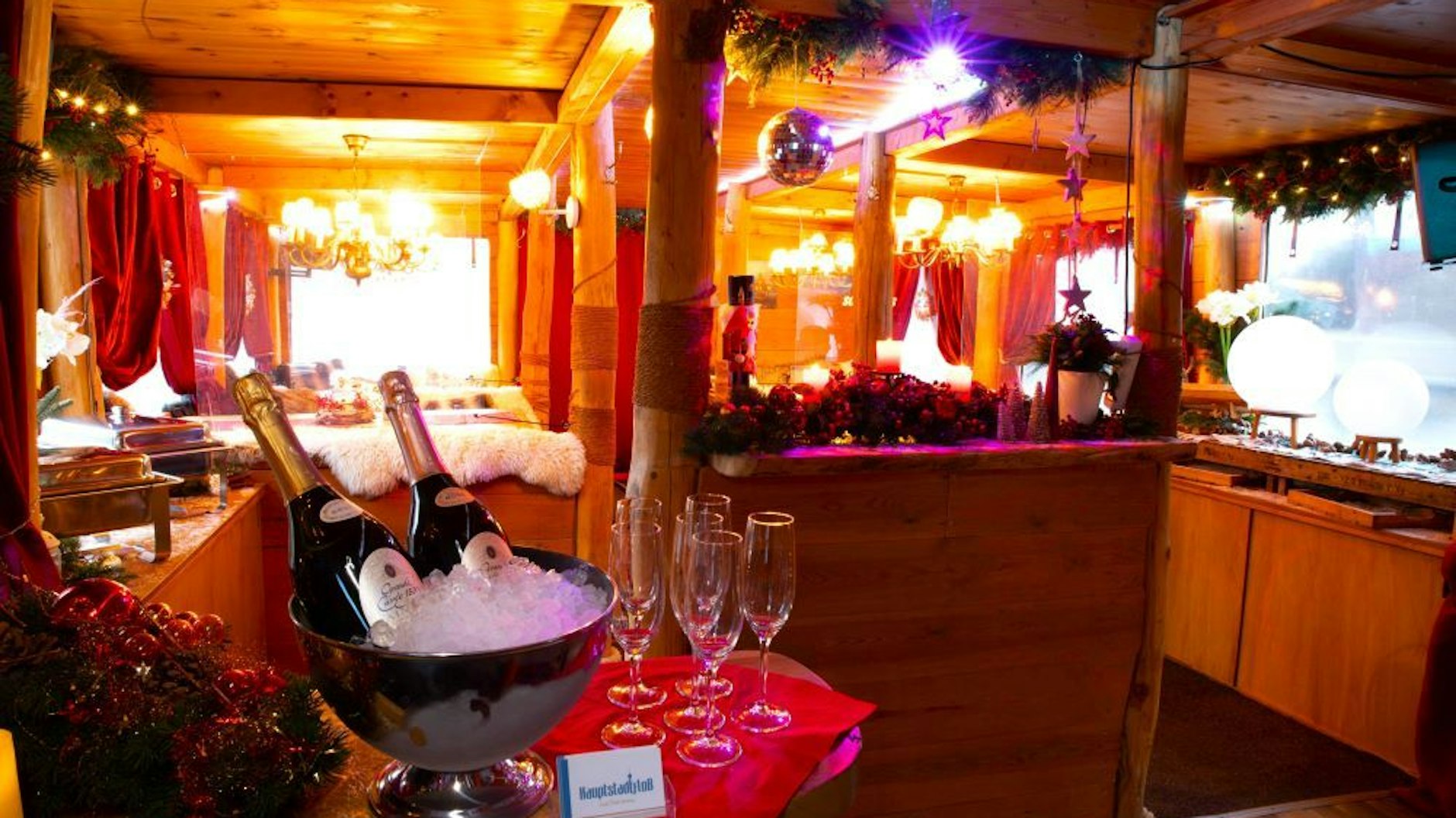 Lassen Sie es sich mit Ihrem Team, Freunden und Kollegen richtig gut gehen! Sie haben es sich verdient!