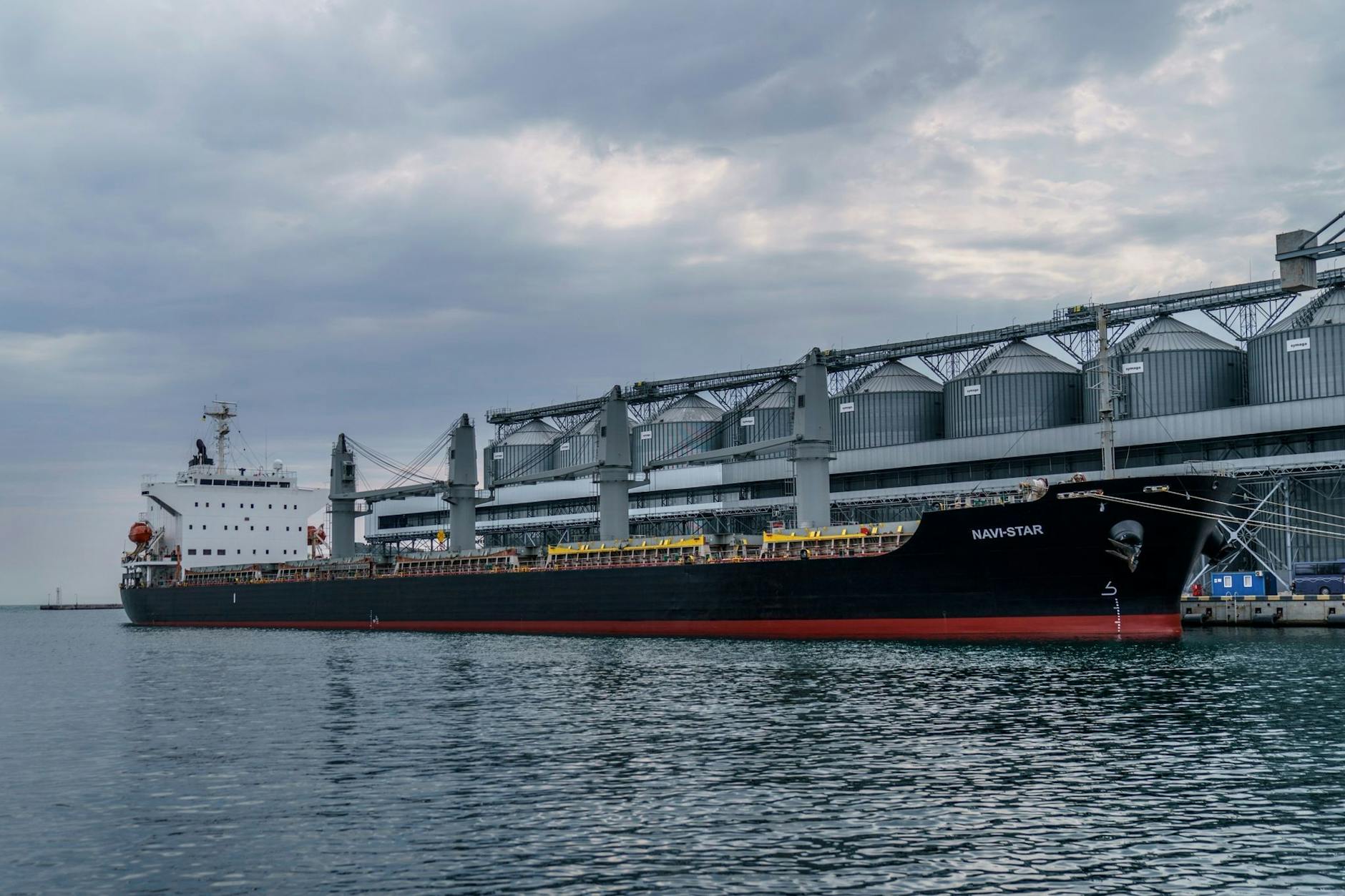 ARCHIV - Russland hatte nach den Drohnenangriffen auf der Krim das Abkommen zum Transport von ukrainischem Getreide aus den Häfen im Schwarzen Meer aufgekündigt.