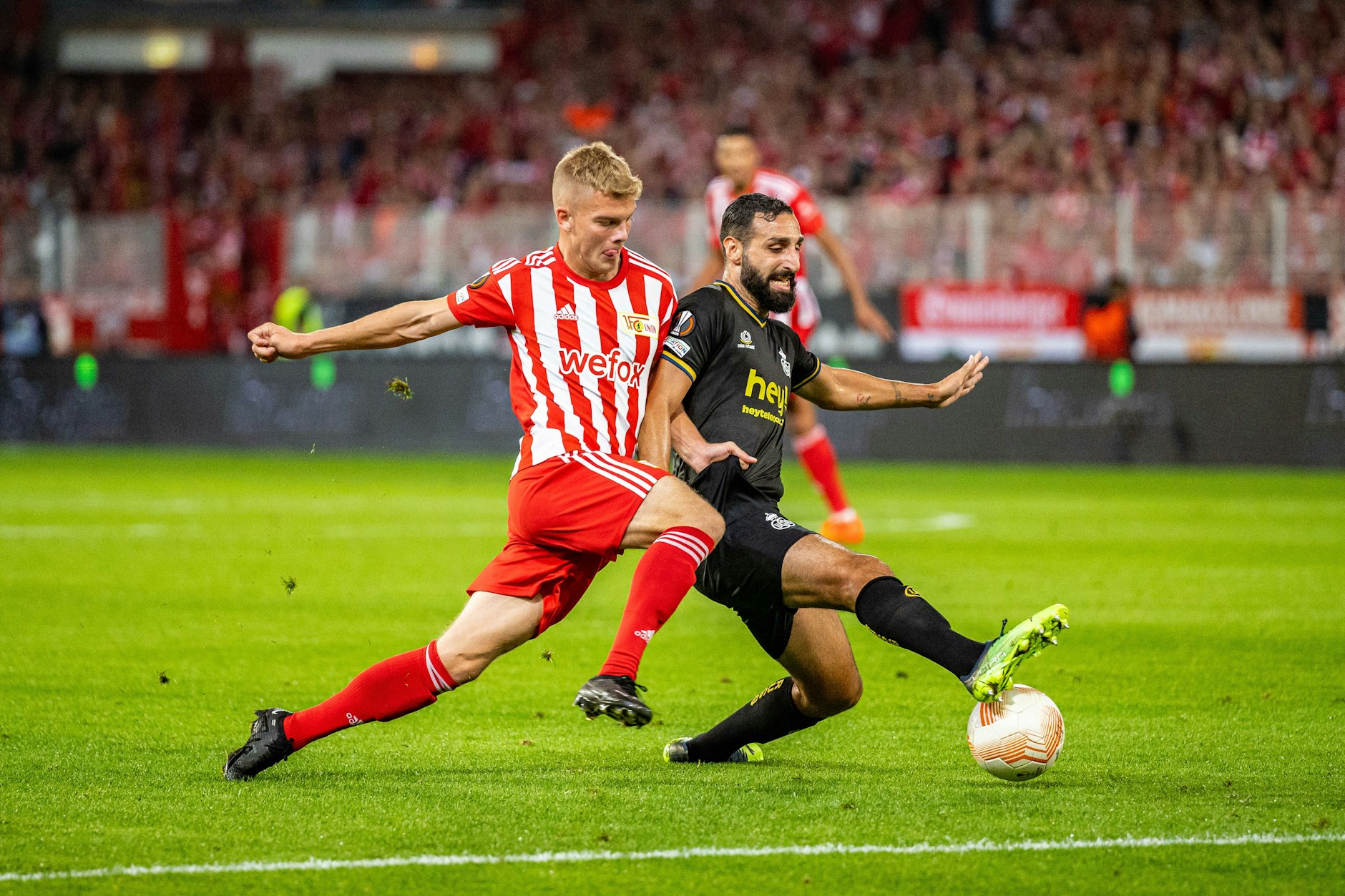 András Schäfer beim Hinspiel zwischen dem 1. FC Union und dem Namensvetter Royale Union Saint-Gilloise.