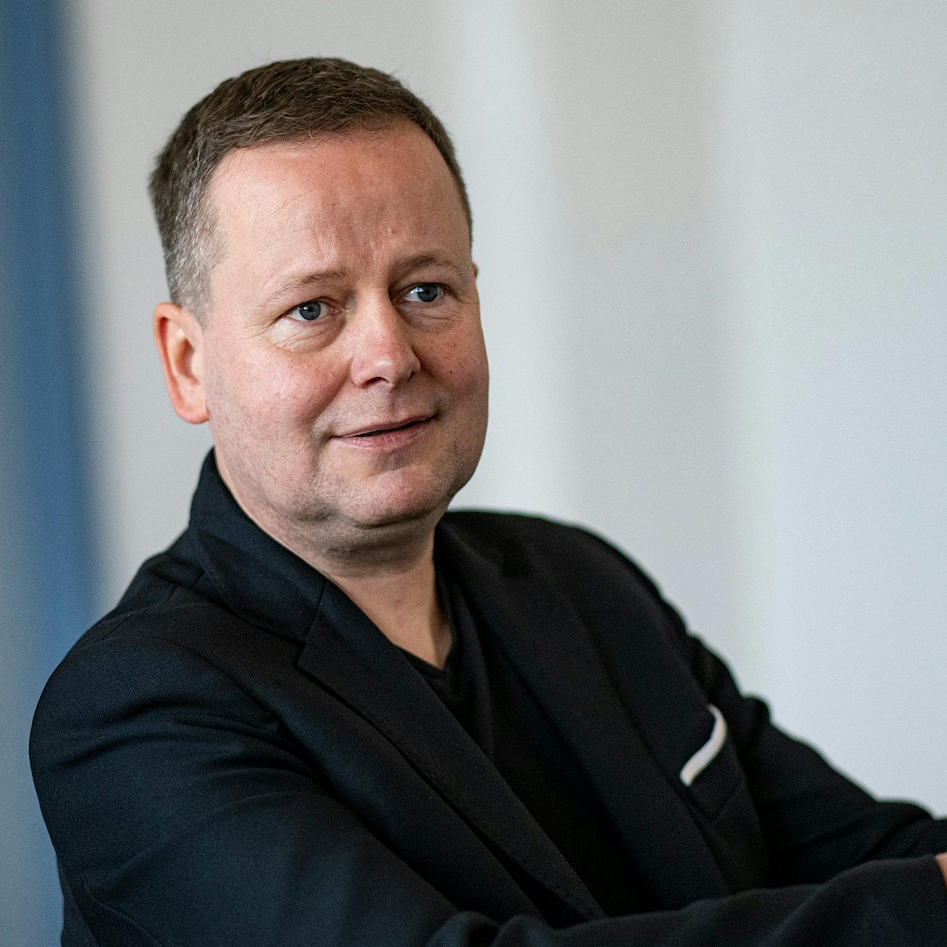 Klaus Lederer: „Kunst zu gefährden, ist verantwortungslos“