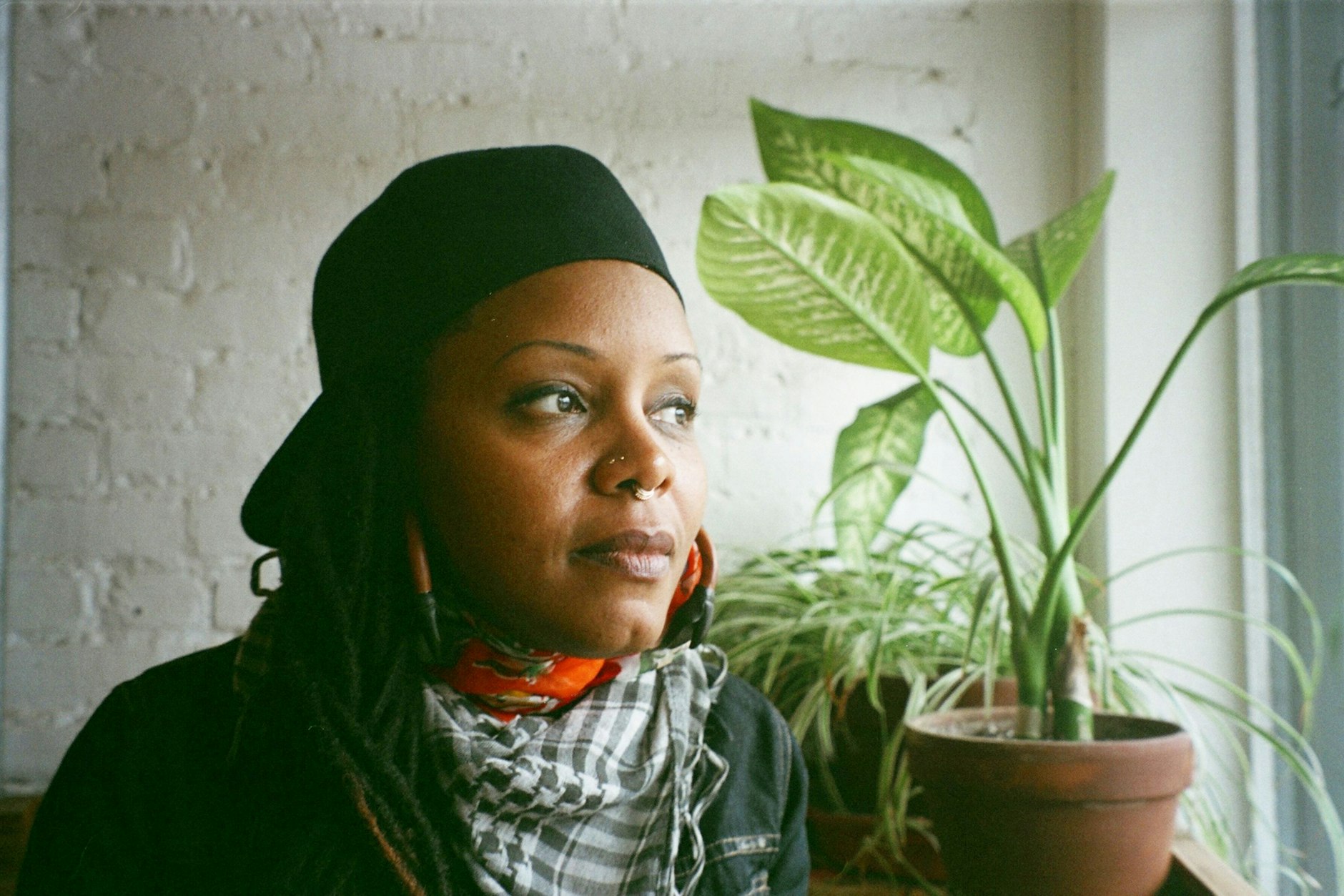 Altsaxophonistin und Sängerin Matana Roberts.