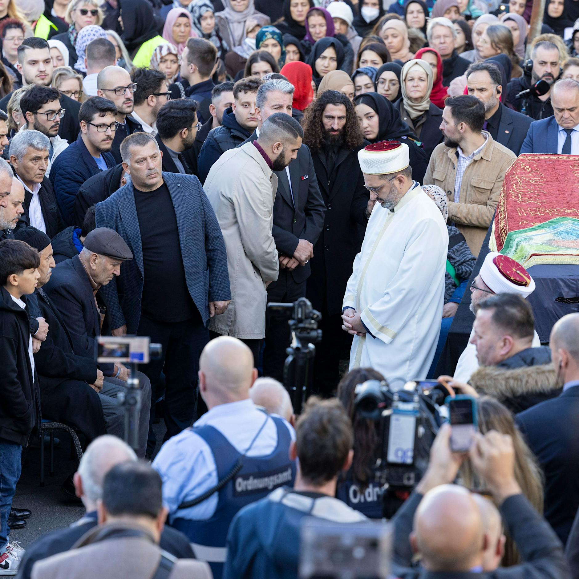 Rechtsextremisten ermordeten fünf Verwandte, aber Mevlüde Genç gab dem Hass keinen Raum