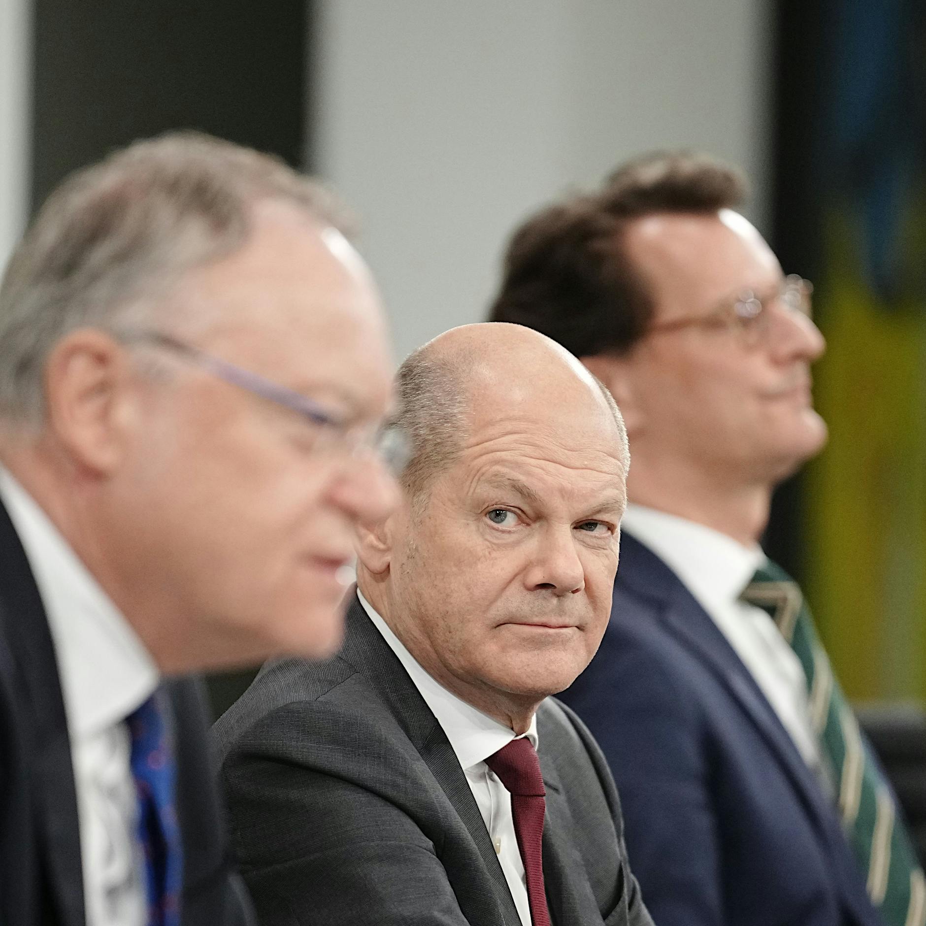 Bund sagt Milliarden für Flüchtlingsversorgung zu