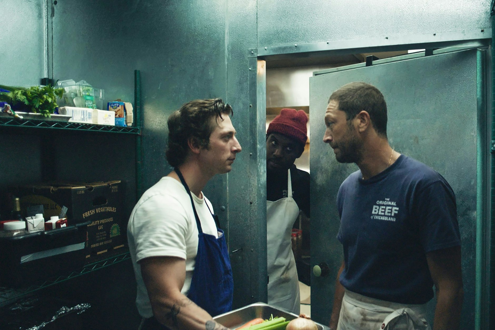 Am Rande des Wahnsinns: Küchenchef Carmy (Jeremy Allen White, v. l.) mit seinen Mitarbeitern Marcus (Lionel Boyce) und Richie (Ebon Moss-Bachrach).