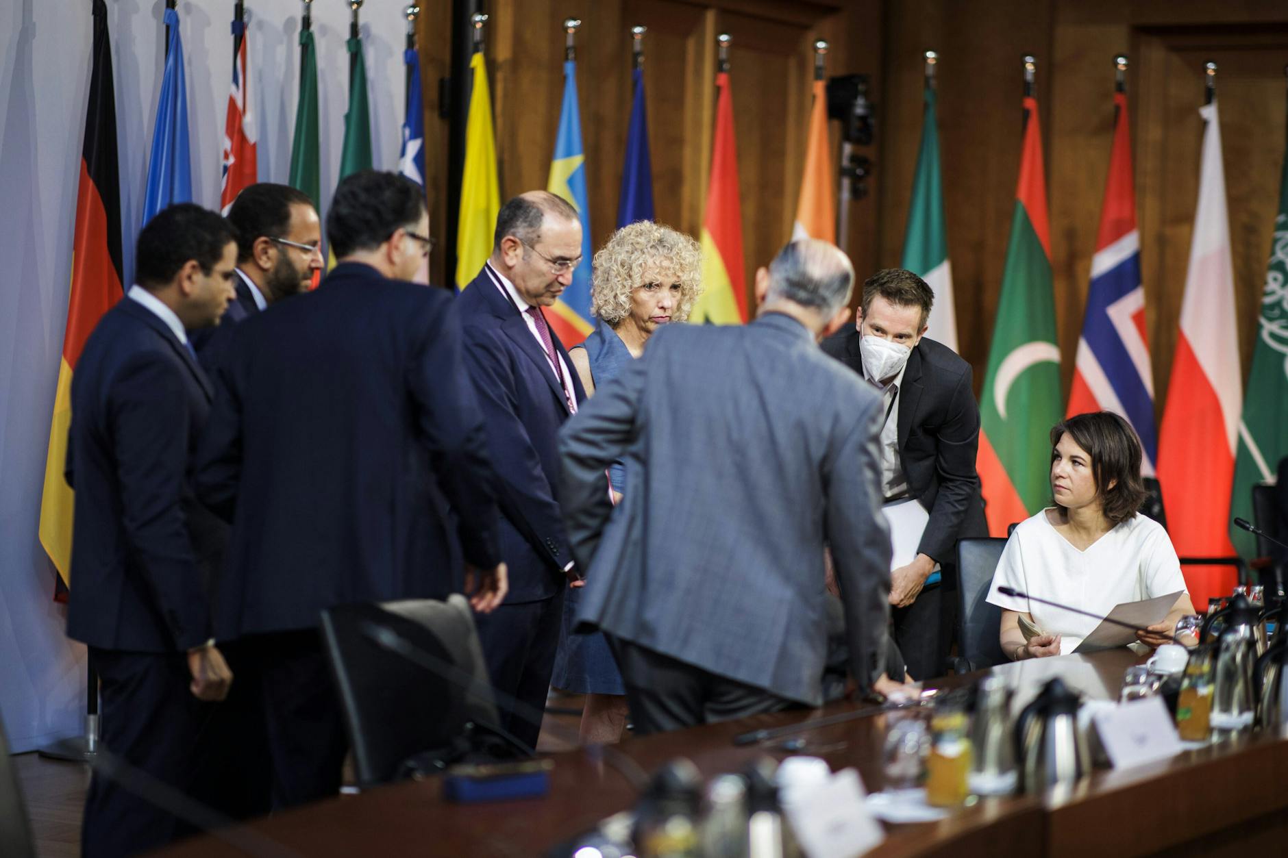 Annalena Baerbock, Bundesaußenministerin (r.), aufgenommen im Rahmen des Petersberger Klimadialoges im Auswärtigen Amt in Berlin, 19. Juli 2022.