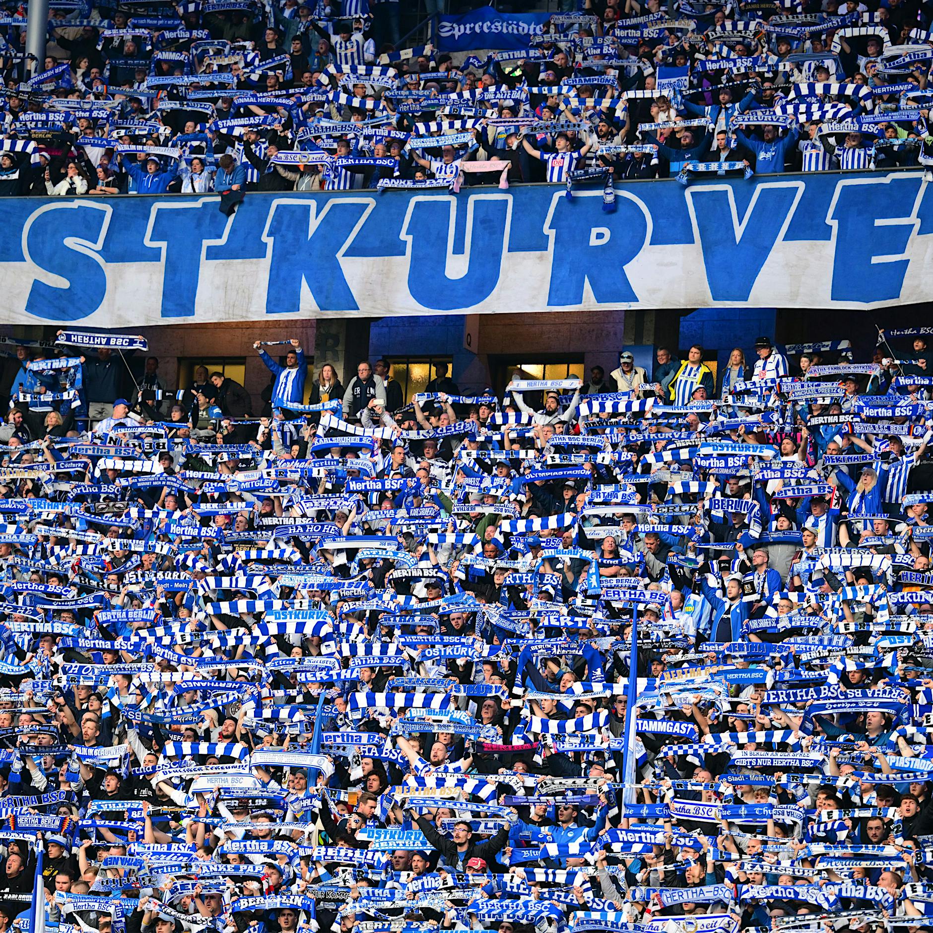 Schlechter als Pal Dardai: Aber Sandro Schwarz sitzt bei Hertha fest im Sattel