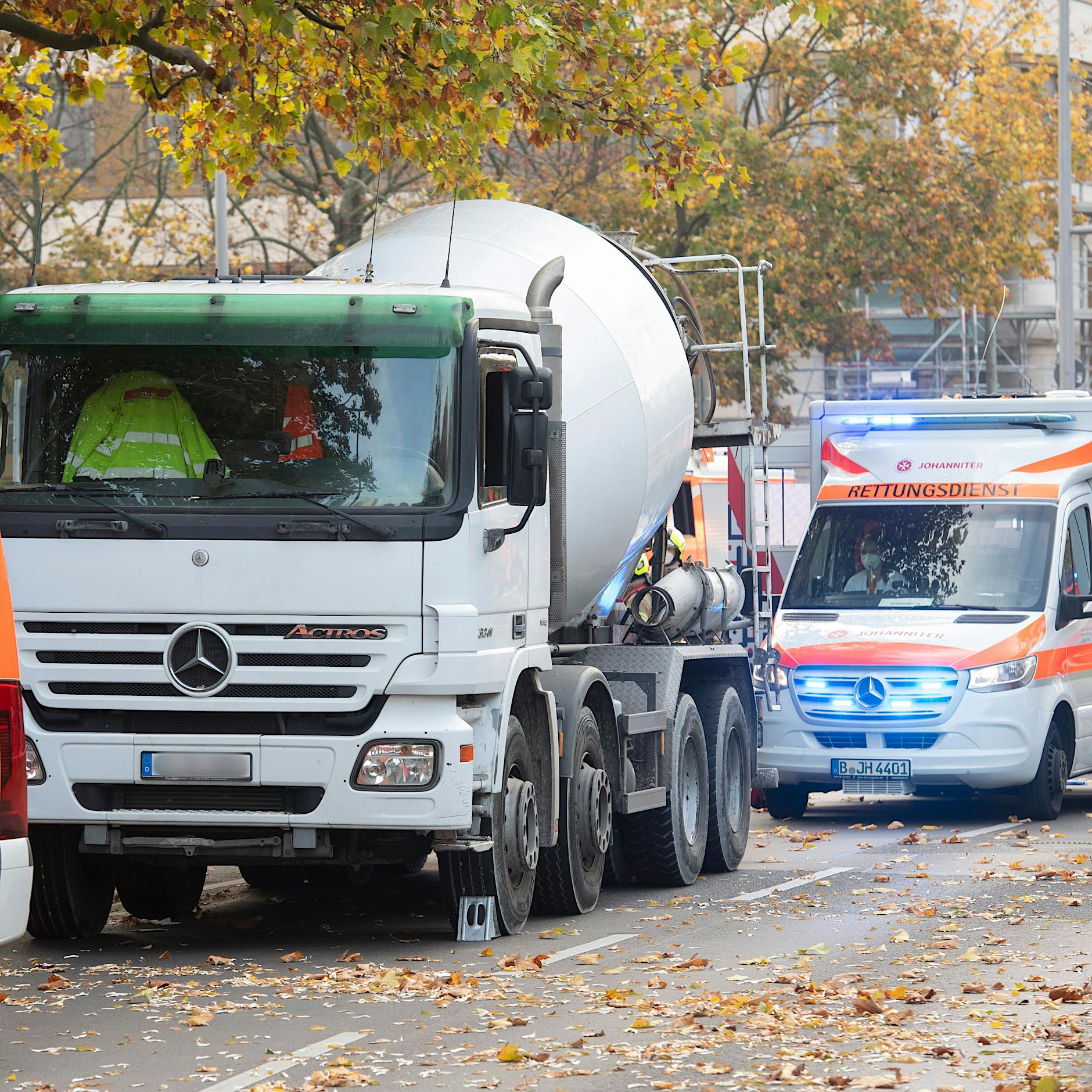 Berlin: Radfahrerin nach Betonmischer-Unfall für hirntot erklärt