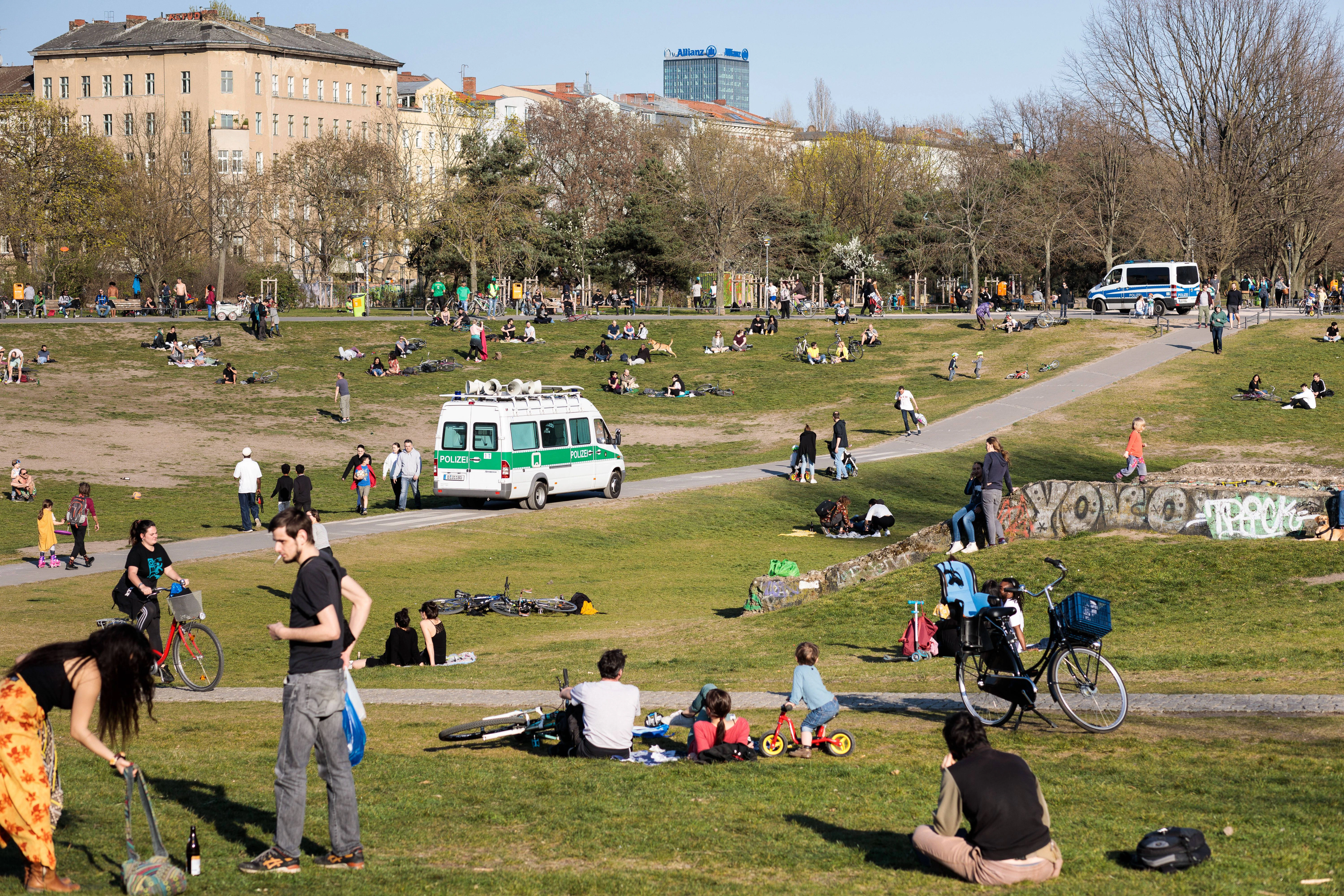 Polizeipräsenz und hoher Kriminalitätsfaktor: der Görlitzer Park. Wobei die Bezeichnung Park ein echter Euphemismus ist.