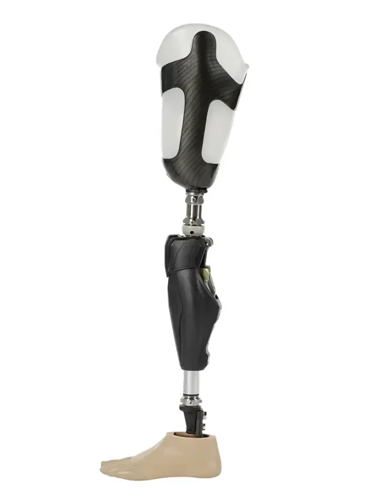 Die Beinprothese Genium X3 von Ottobock erlaubt ein aktives Leben.