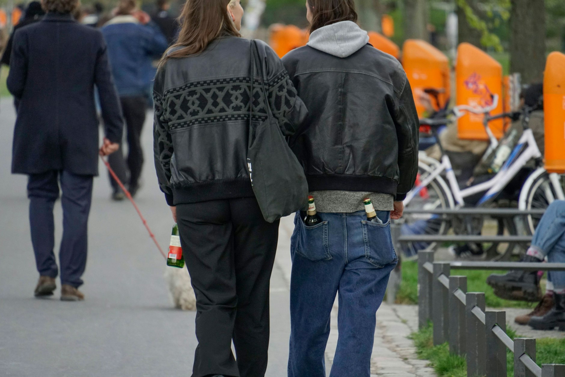 Typisch Berlin? Vielleicht. Ganz sicher aber ein typischer Anblick im Görlitzer Park in Kreuzberg.