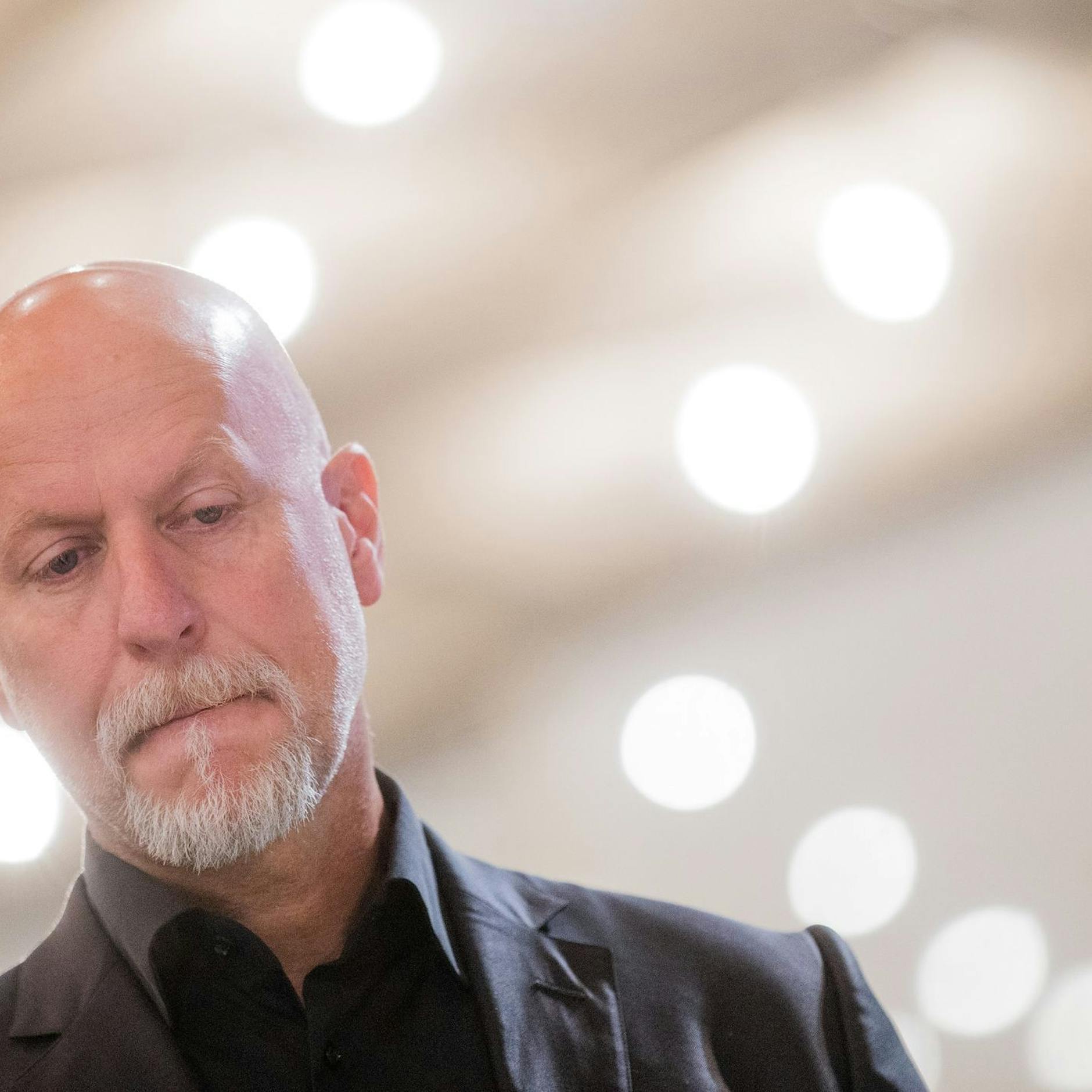 Offiziell bestätigt: McFit-Millionär Rainer Schaller starb beim Flugzeugabsturz, Leichen identifiziert!