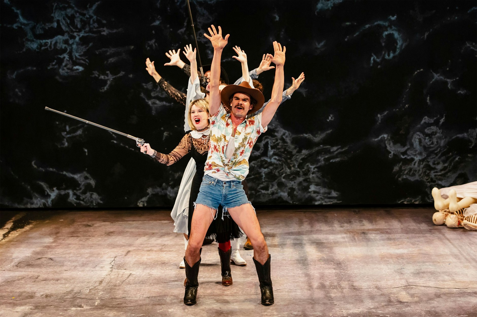 Das Nature Theater of Oklahoma mit „Burt Turrido“ im HAU