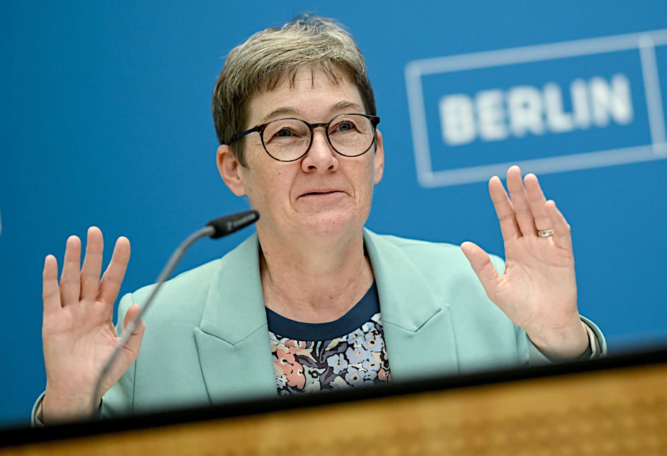 Hier spricht Gote in Berlin. Doch Mitarbeiter sagen, häufig sei sie nicht in der Stadt.