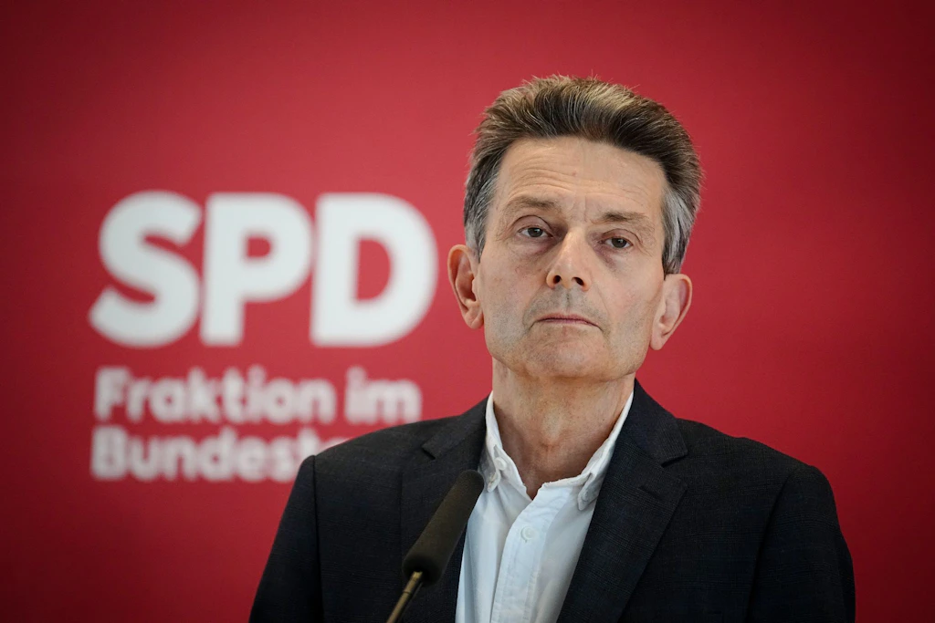 Rolf Mützenich: Ukraine hat mich auf „Terrorliste“ gesetzt – Kiew kontert