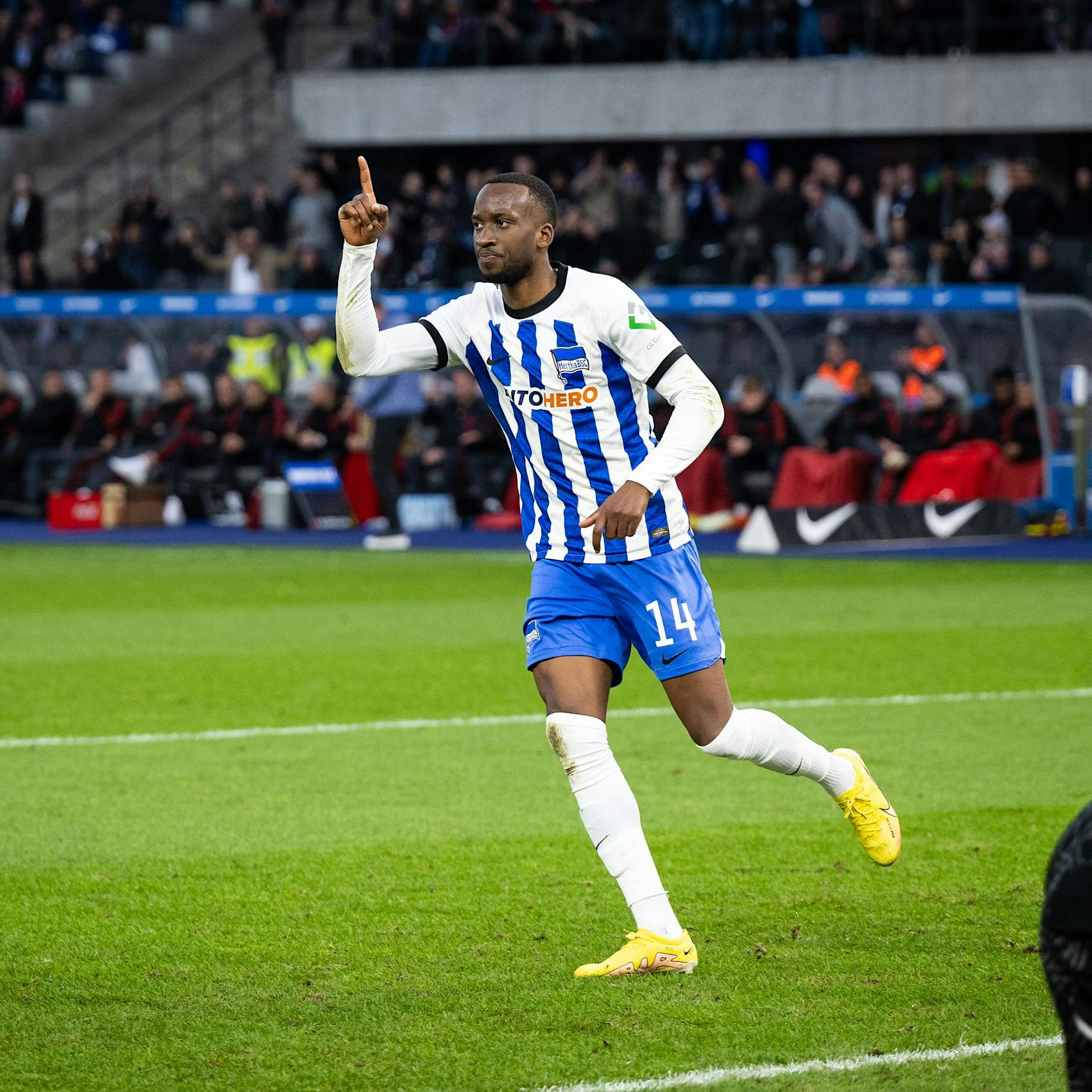 Von Lukebakio bis Moukoko und Neuer – elf Zahlen zum 13. Spieltag der Bundesliga