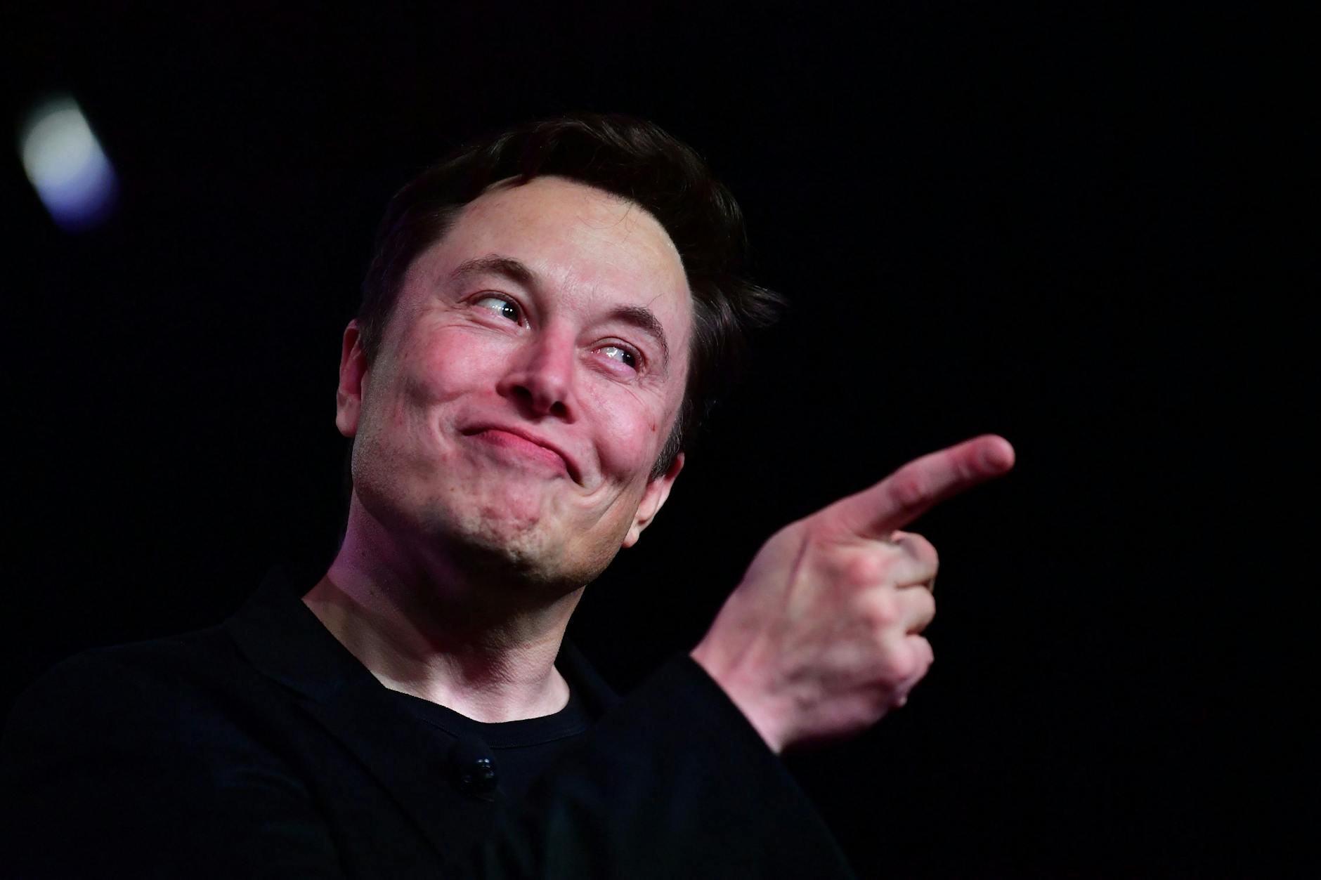 Elon Musk ist alleiniger Chef von Twitter, Werbekunden und Nutzer suchen das Weite.