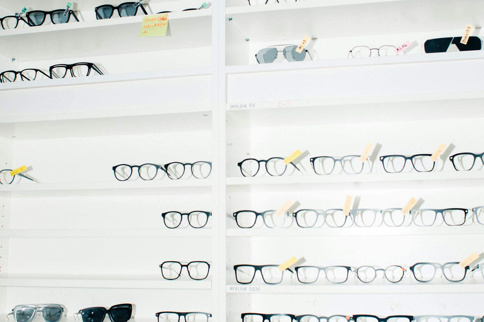 Brillenportfolio bei Mykita.
Berlin