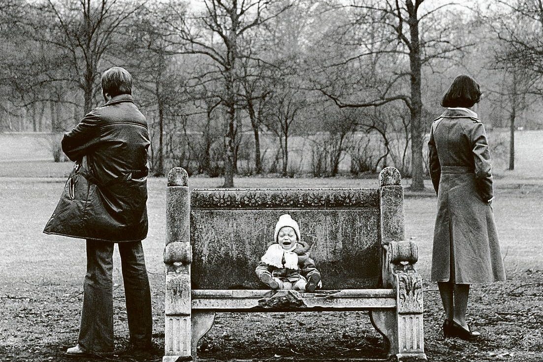 Damals wie heute: Wenn Eltern sich nichts mehr zu sagen haben, leidet das Kind.
