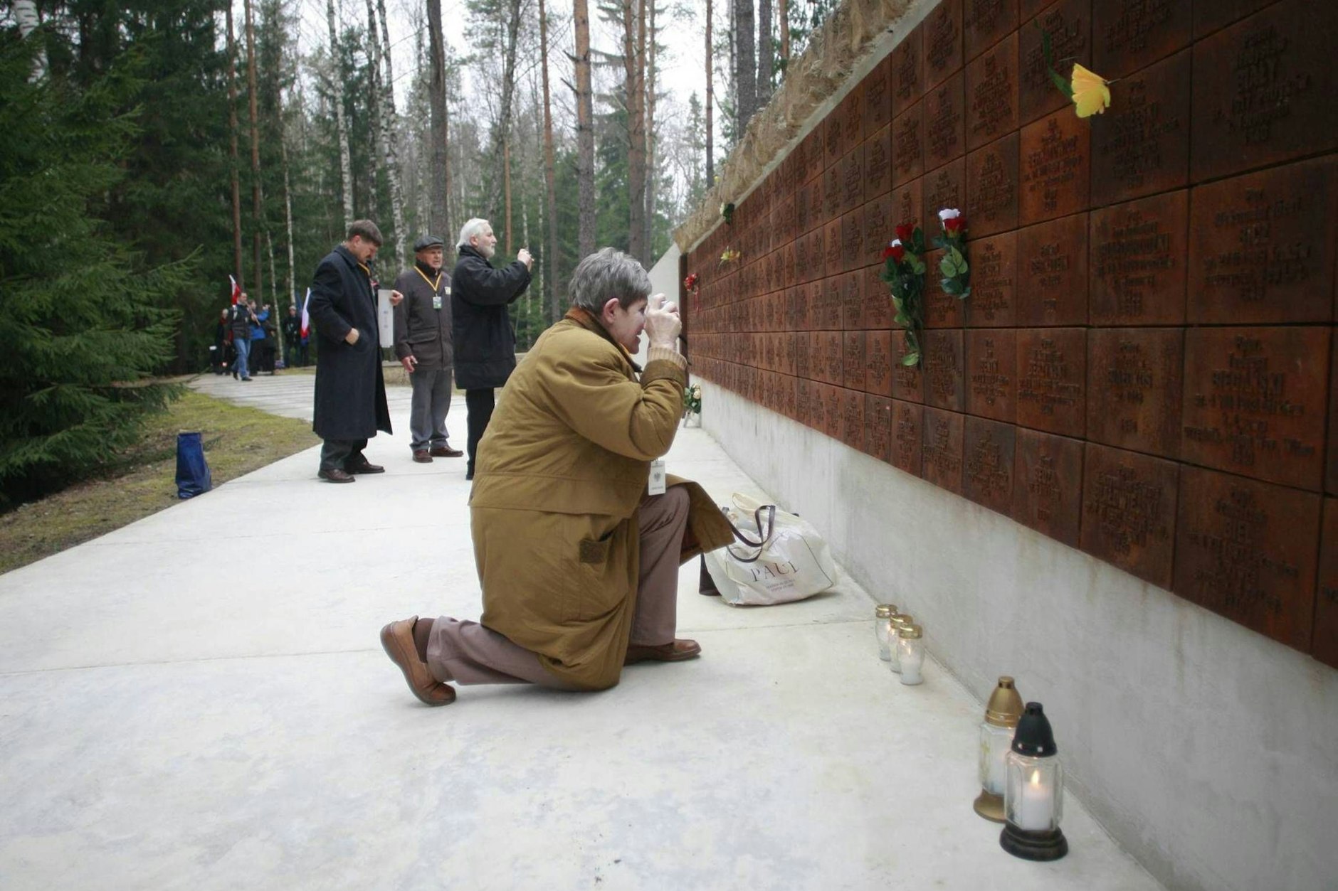 Trauerfeier in Erinnerung an die Opfer des Massakers von Katyn.