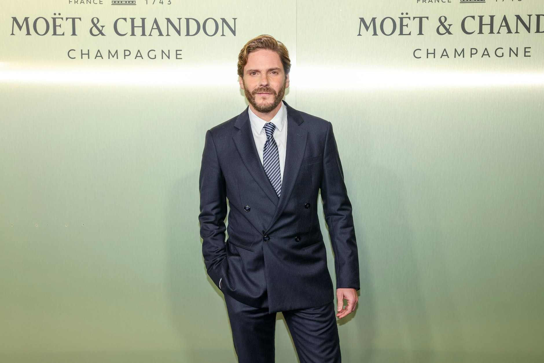 Weltstar Daniel Brühl Berlin hat ihn wieder, und DAS ist der Grund