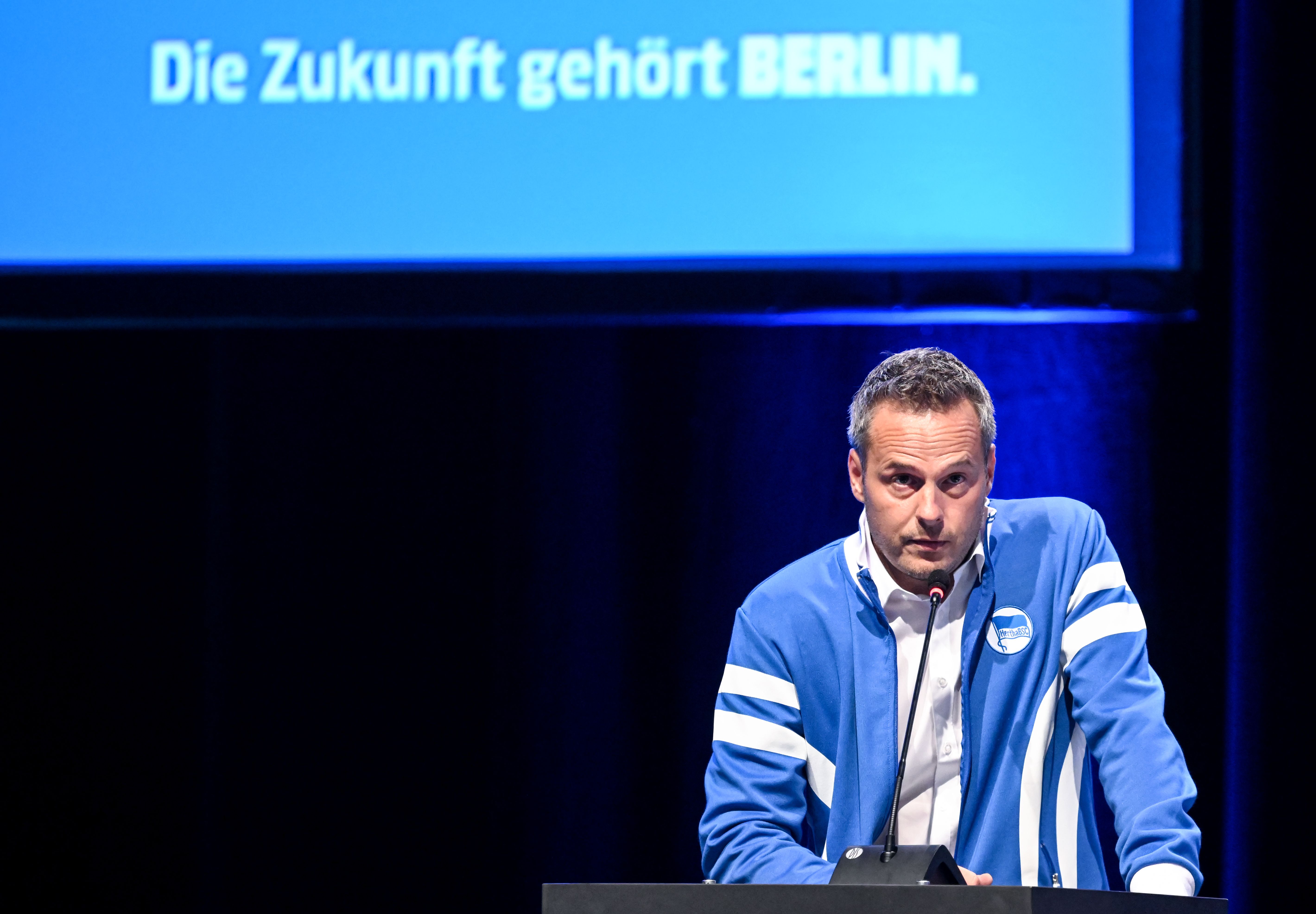 Hertha BSC: Hallo Profis, warum tut ihr euren Fans und eurem Präsidenten Kay Bernstein so etwas an?