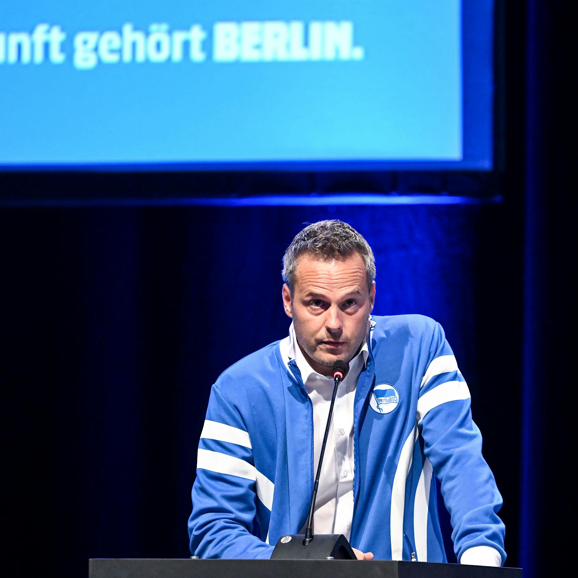 Hertha BSC: Hallo Profis, warum tut ihr euren Fans und eurem Präsidenten Kay Bernstein so etwas an?