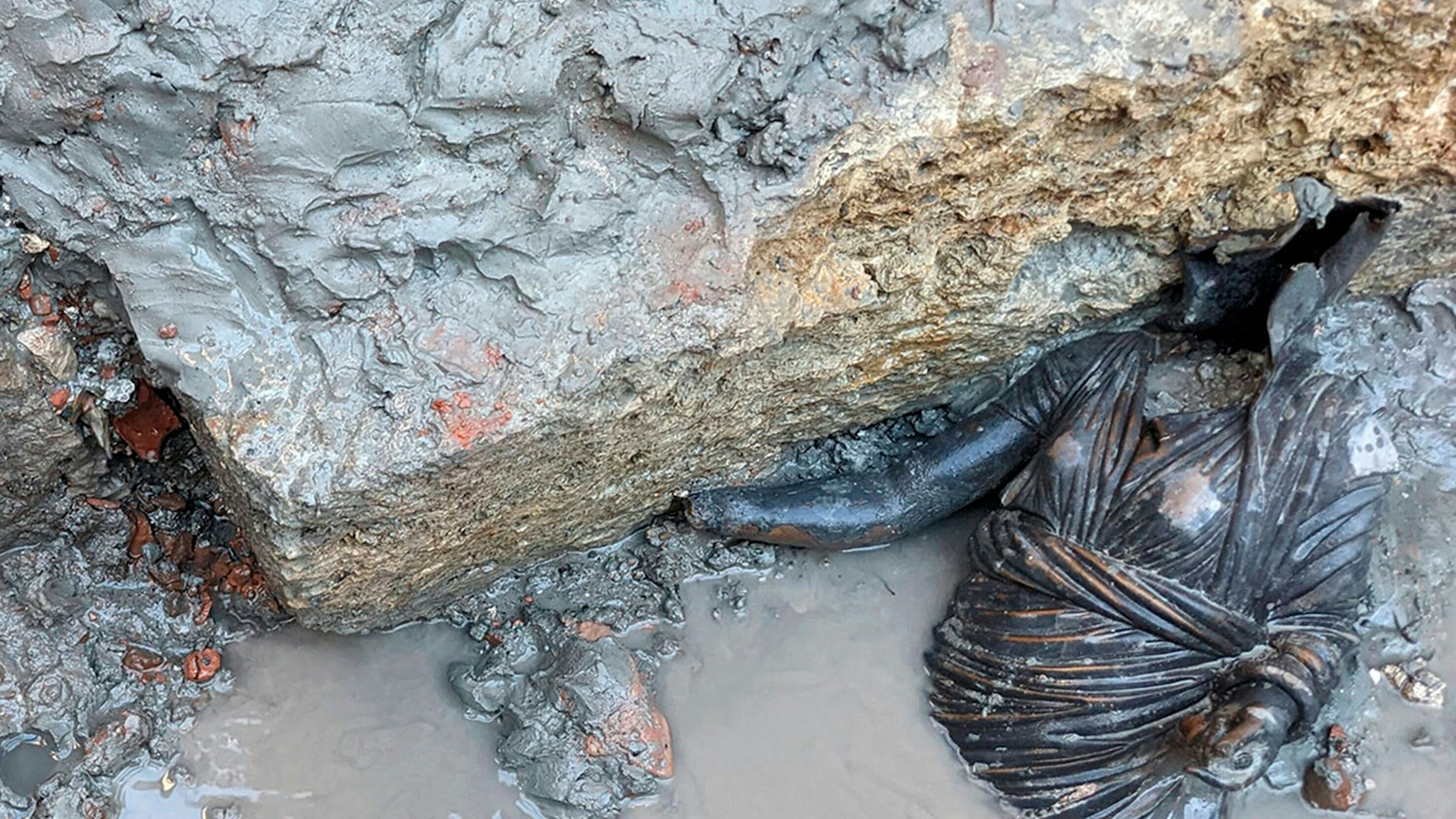 Baden, beten und Orakeln lauschen. Die Heiltherme war ein Ort des Beisammensein im Dienste der Gesundheit.&nbsp;