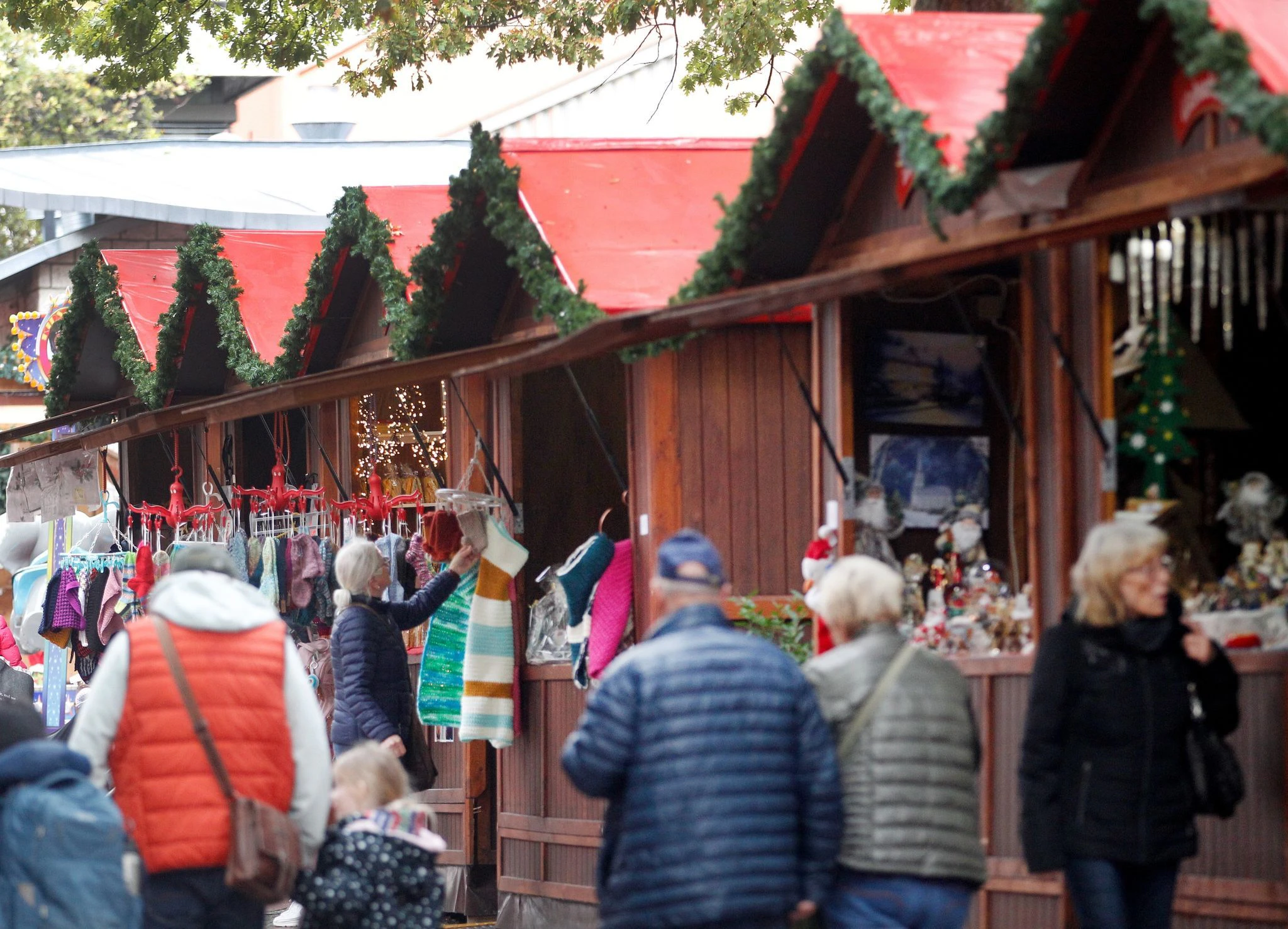 Der Weihnachtsmarkt in Essen-Steele hat als einer der ersten in Nordrhein-Westfalen geöffnet.  