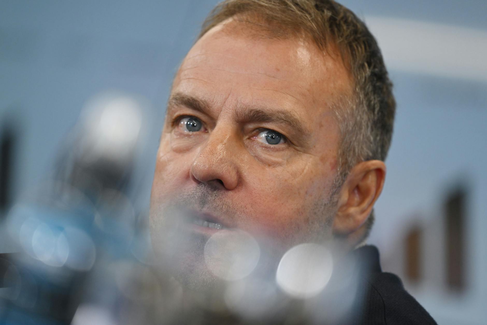 Bundestrainer Hansi Flick gab am Donnerstag seinen Kader für die WM in Katar bekannt.