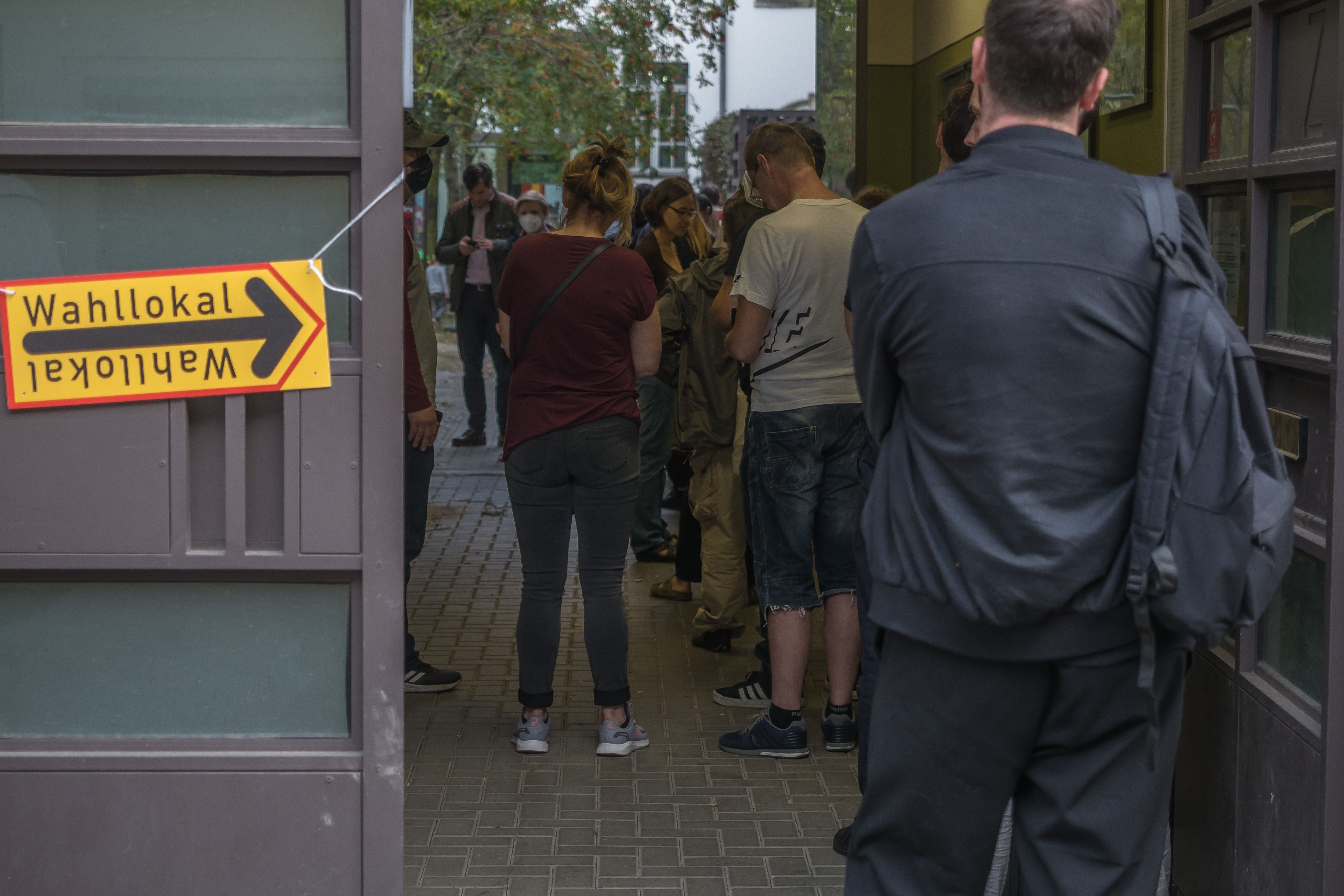 Bundestag beschließt teilweise Wahlwiederholung in Berlin