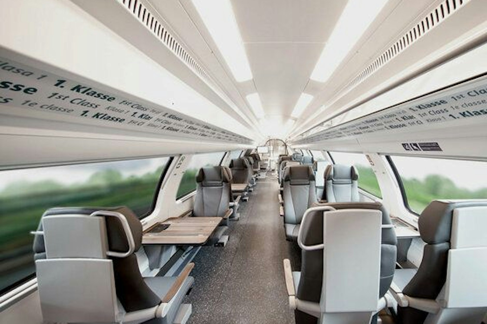 So reist man ab 11. Dezember erste Klasse von Berlin nach Magdeburg, Brandenburg an der Havel, Potsdam und Frankfurt (Oder). Ein Blick ins Oberdeck eines Desiro HC.