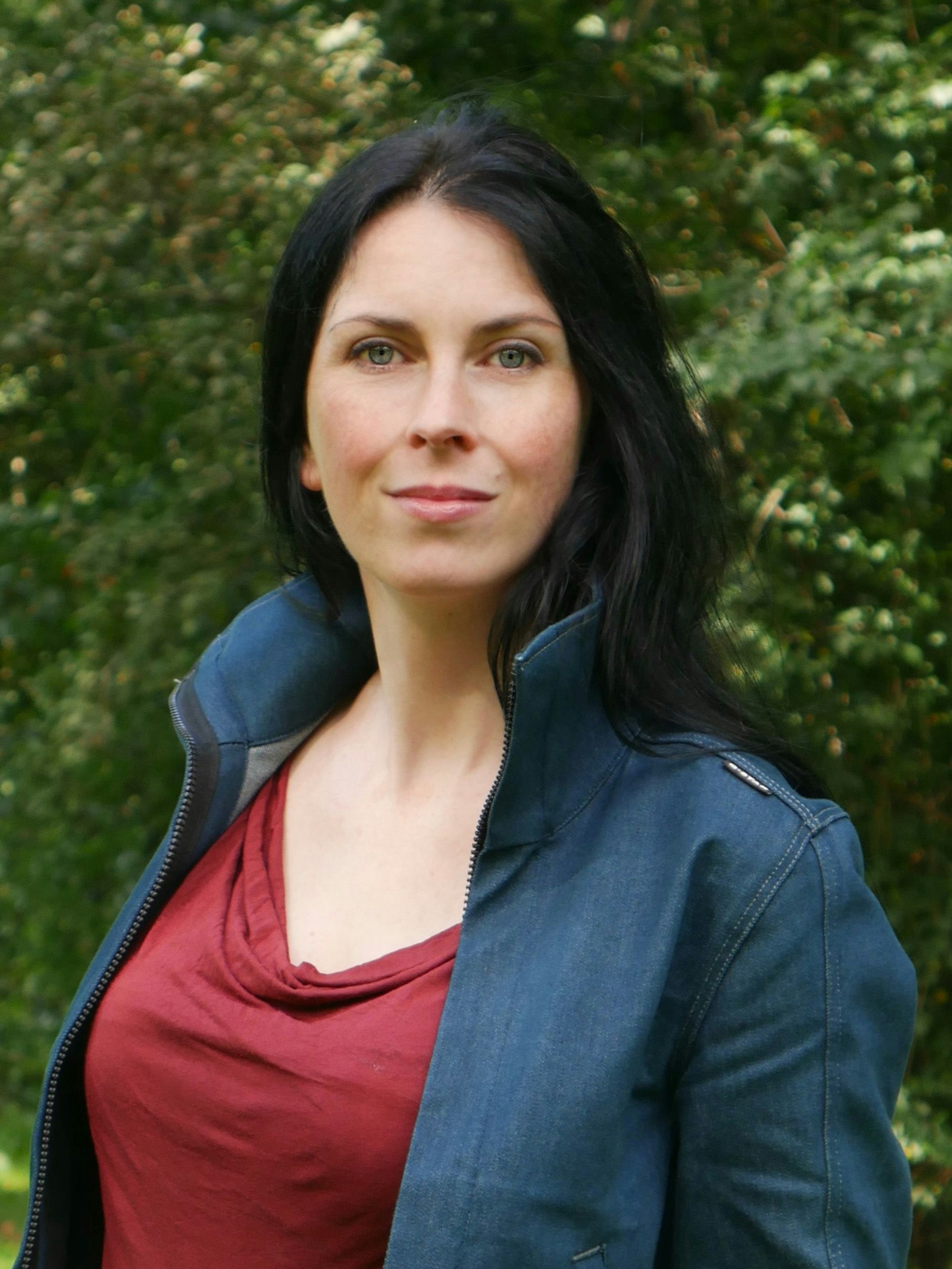 Die aus Wiesbaden stammende, in Leipzig lebende Malerin Mirjam Völker