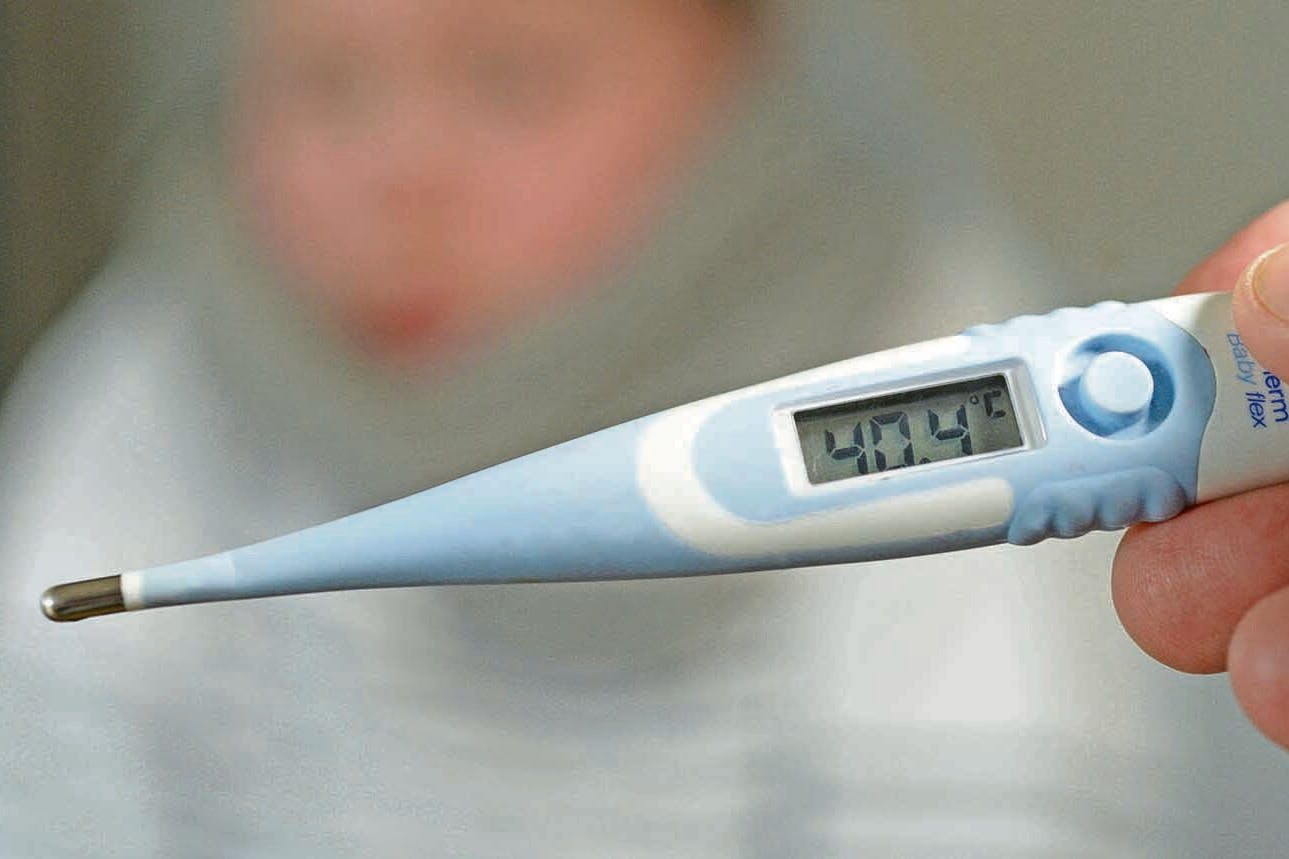 Bei Kindern und Jugendlichen kann sich Post Covid durch Fieber äußern, fanden Forscher der TU Dresden heraus.