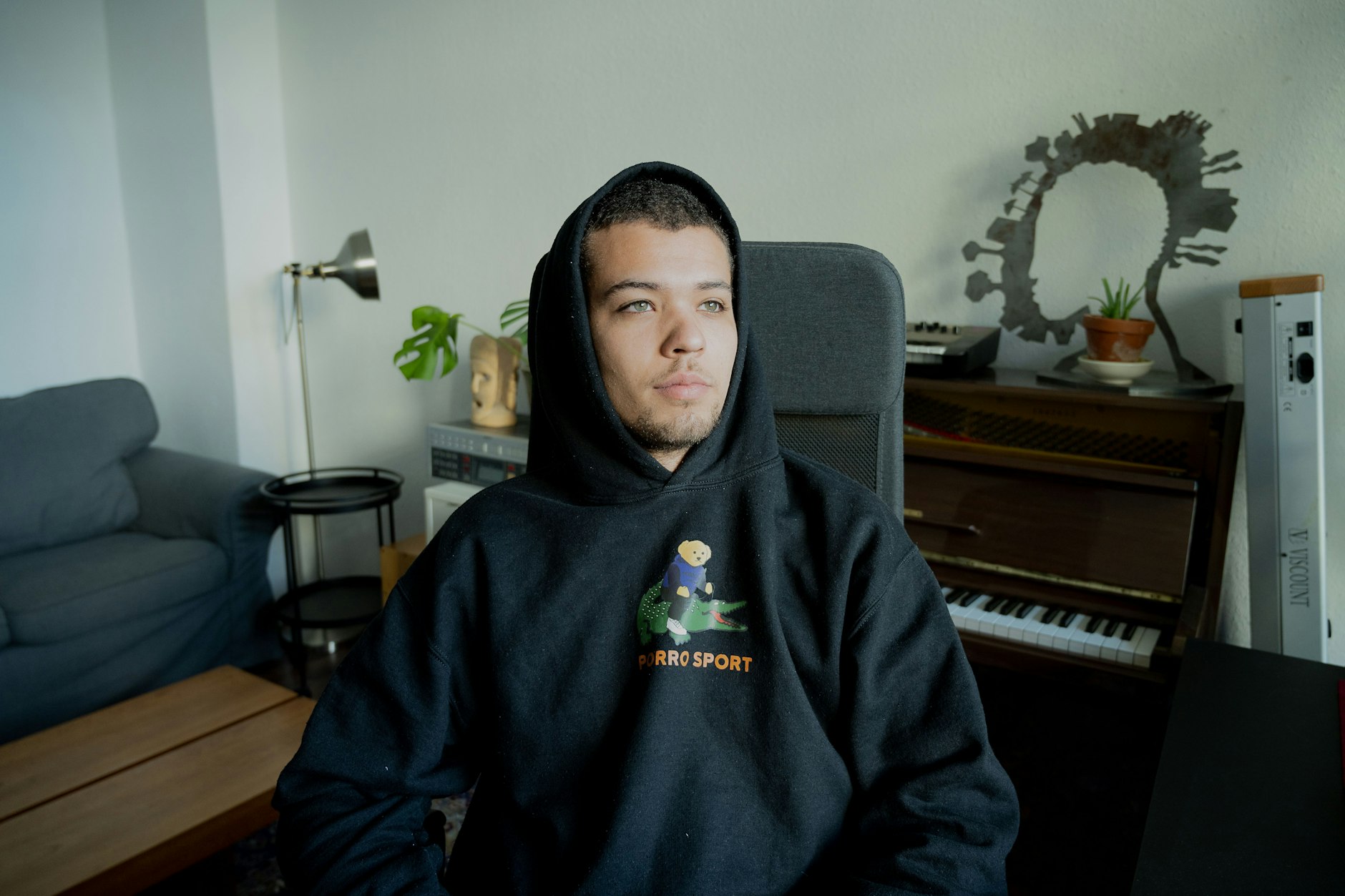 Im Zimmer seiner Schöneberger WG: Moses Yoofee