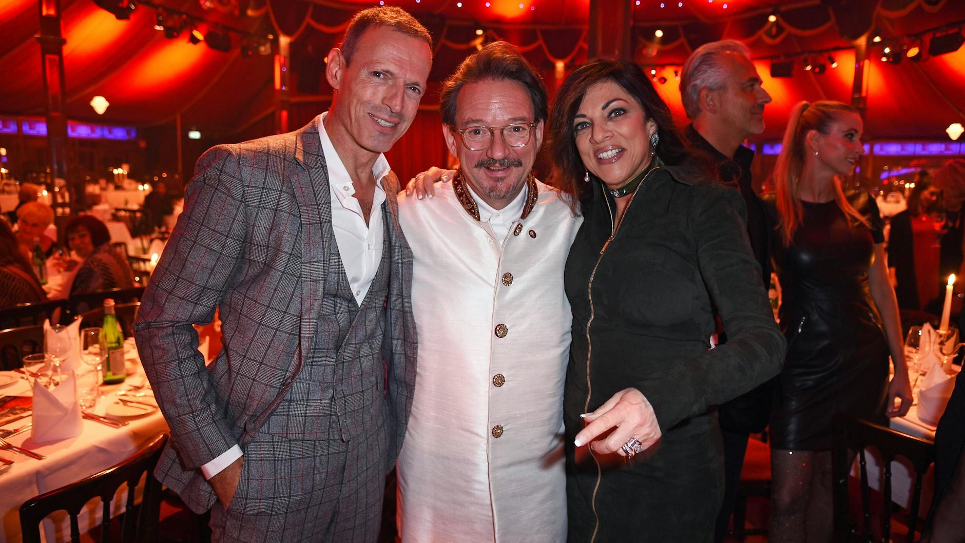 Palazzo-Premiere in Berlin: Kolja Kleeberg (Mitte), Alice Brauner mit Ehemann Michael Zechbauer.