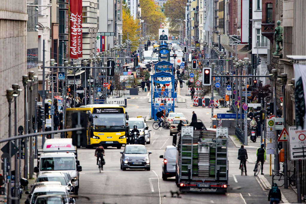 Das Friedrichstraßen-Desaster: Wie es dazu kam und was nun passieren sollte