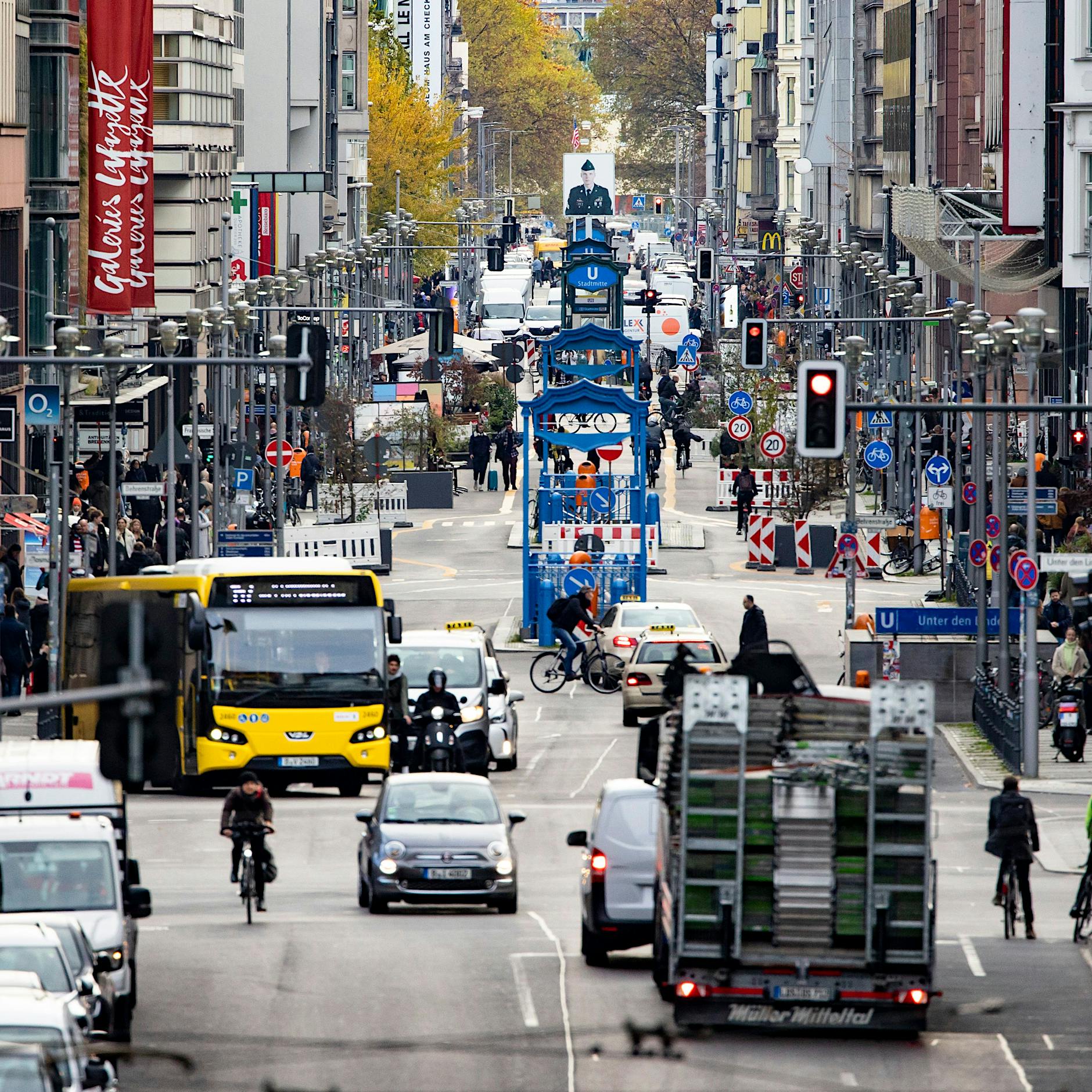 Das Friedrichstraßen-Desaster: Wie es dazu kam und was nun passieren sollte