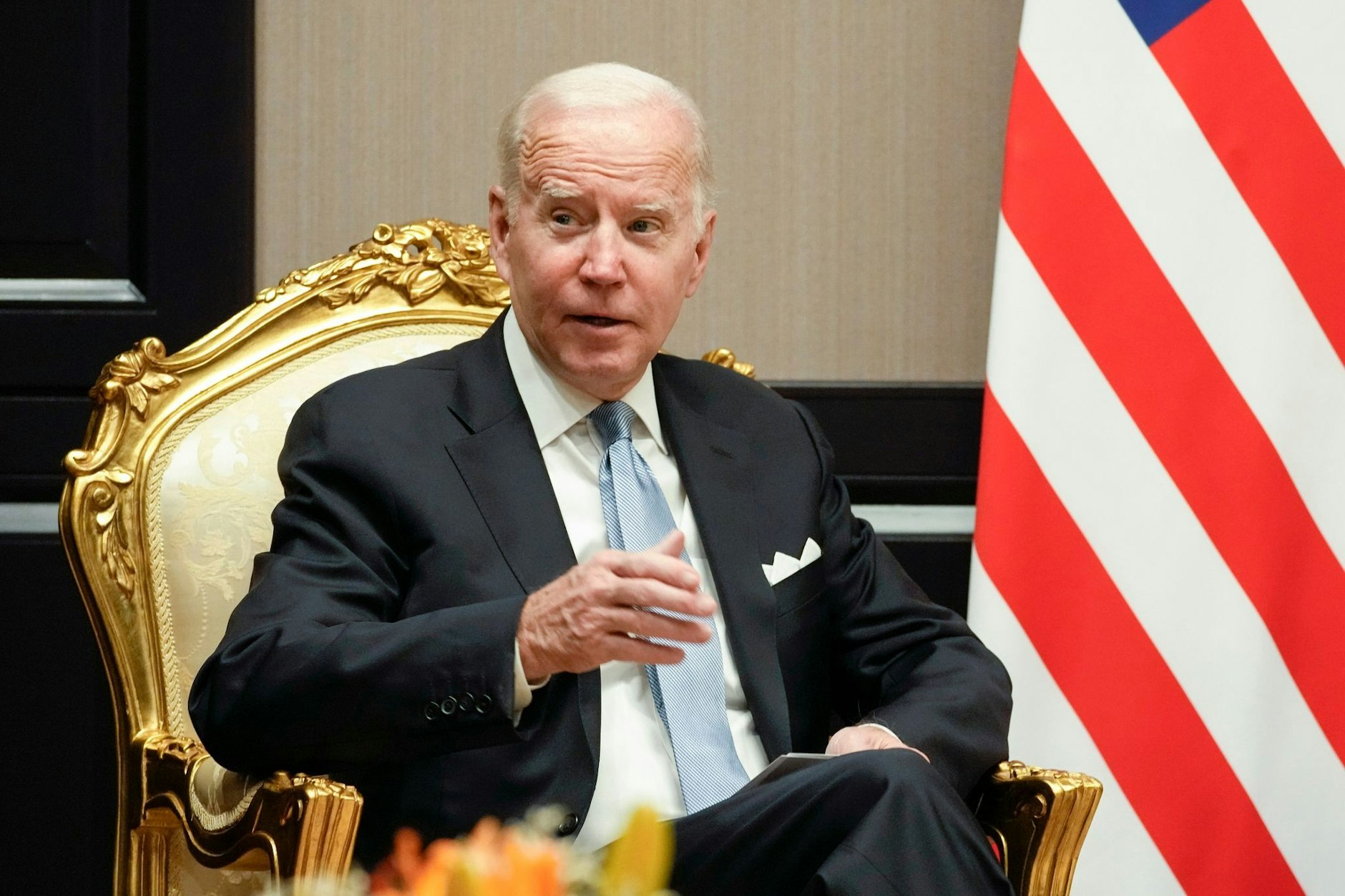 US-Präsident Joe Biden spricht während eines Treffens mit dem ägyptischen Präsidenten El-Sisi auf dem UN-Klimagipfel COP27.  